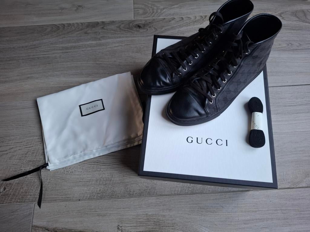 GUCCI MONOGRAM HIGH TOP ZWART MAAT 7  / 41/42, Zwart, Ophalen of Verzenden, Zo goed als nieuw, Gucci