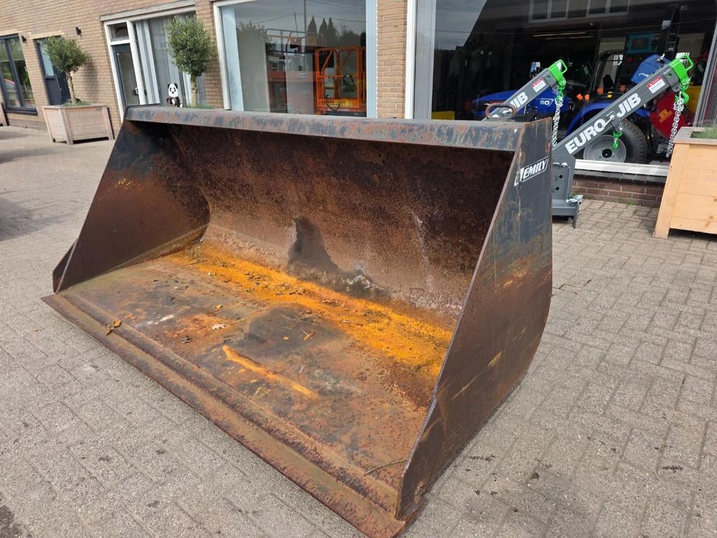 Loader verreiker Volumebak, Zakelijke goederen, Verreiker
