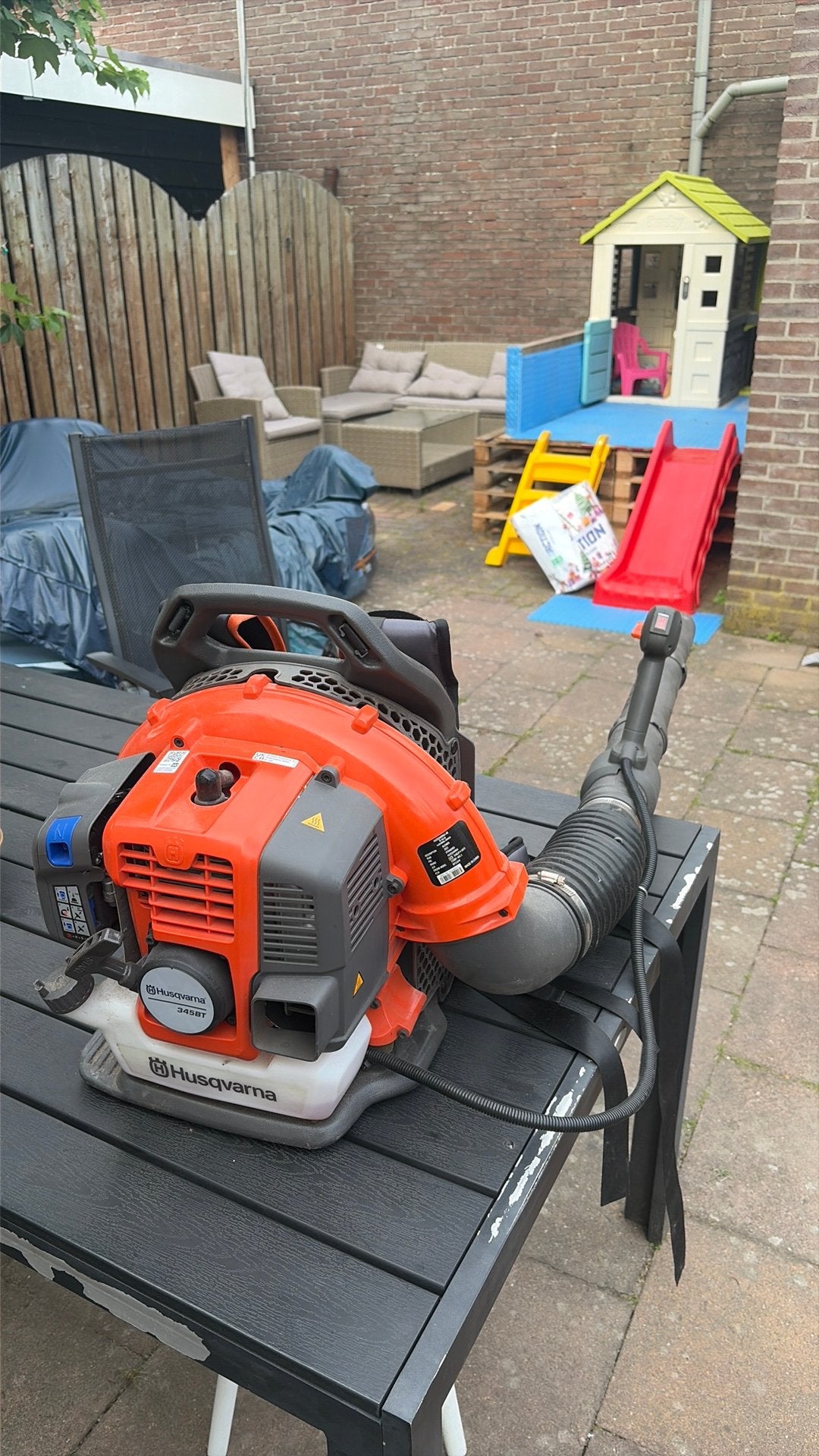 Husqvarna - 345BT, Ophalen of Verzenden, Zo goed als nieuw, Benzine