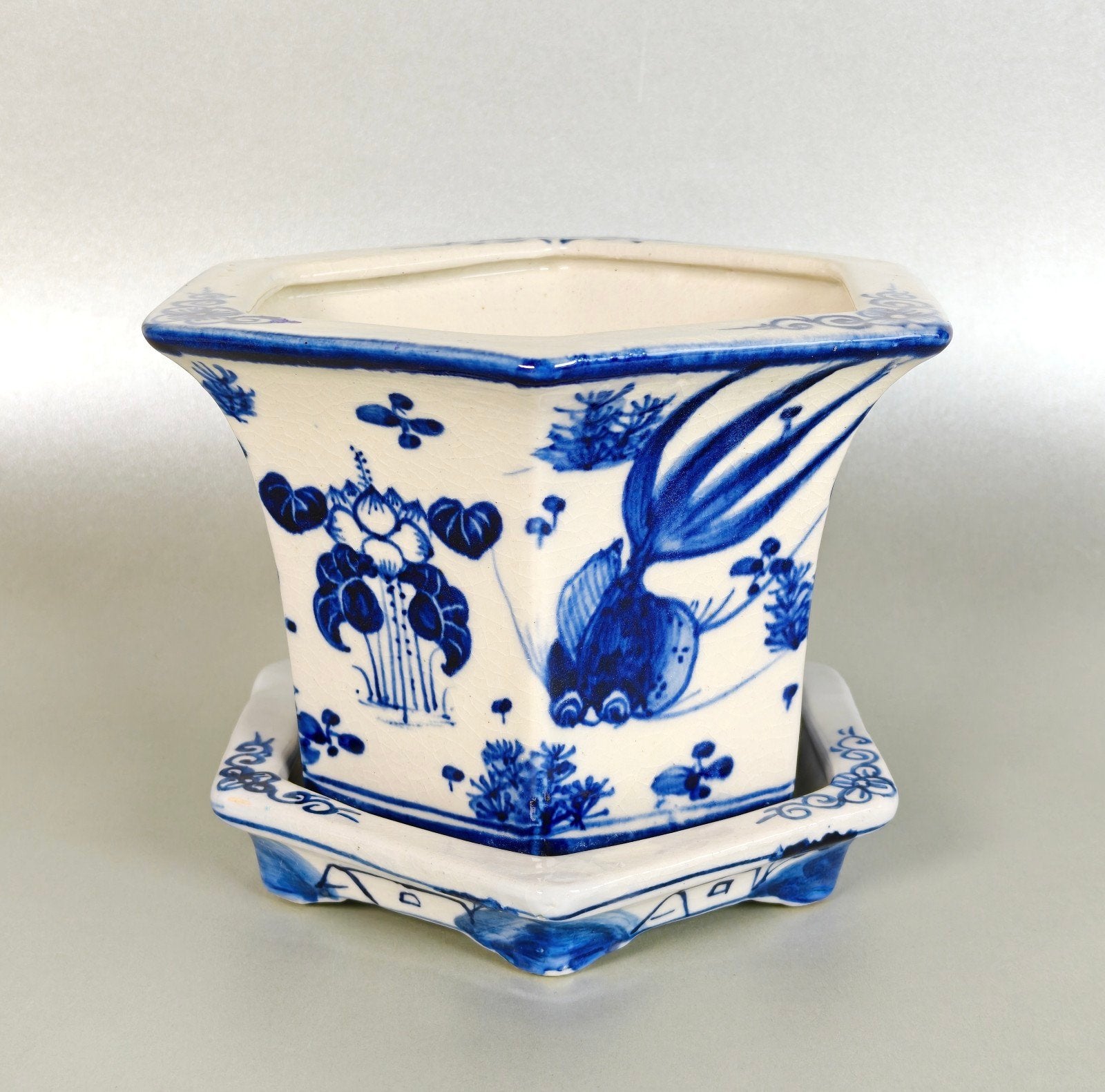 Antieke bloempot op schotel. Chinoiserie. Delfts Blauw, Ophalen of Verzenden