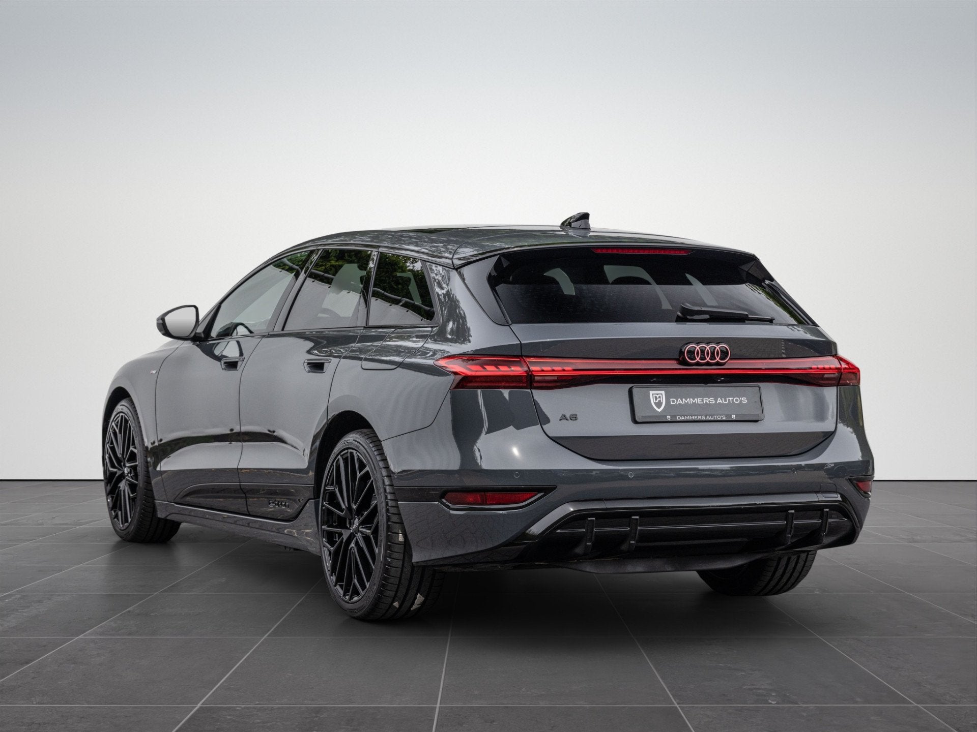 Audi A6 Avant e-tron S edition Performance 100 kWh 367pk Pan, Auto's, Audi, Automaat, Dealer onderhouden, Achterwielaandrijving