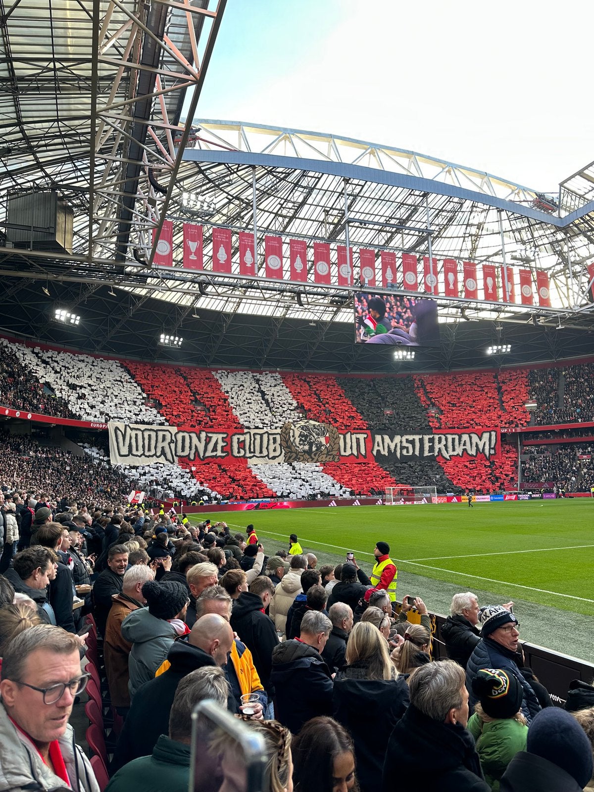 GEZOCHT: 1 KAART F-SIDE- AJAX - ATALANTA - VIA APP! - €75,00, Losse kaart, Eén persoon, Oktober, Europa of Champions League