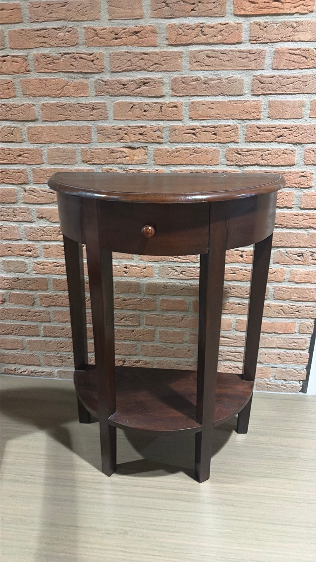 Klassieke bijzettafel, Ophalen
