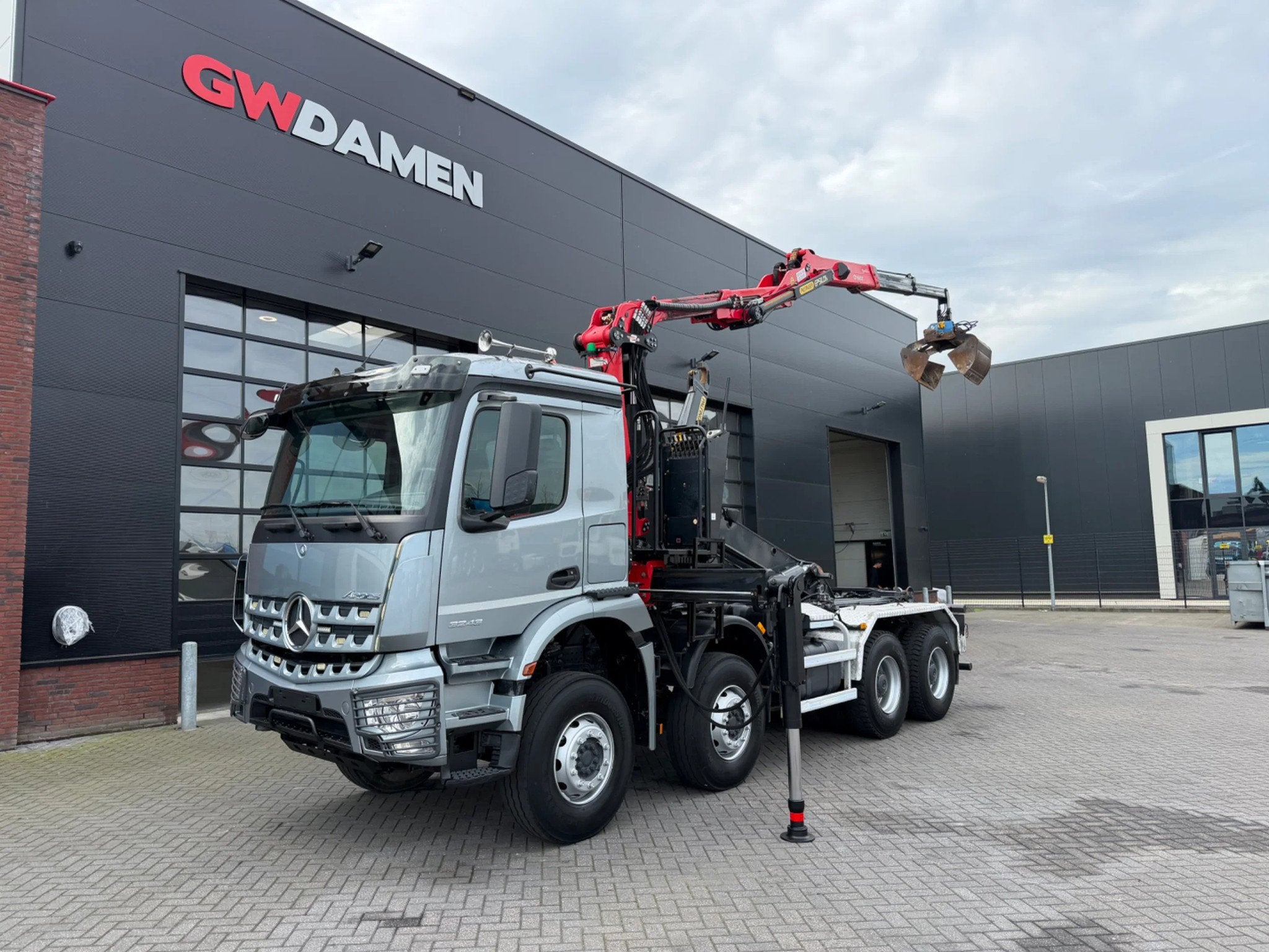 Mercedes-Benz Arocs 3243 8x4 Haaksysteem/Z Kraan Euro 6, Auto's, Automaat, Euro 6, Xenon verlichting, Mercedes-Benz