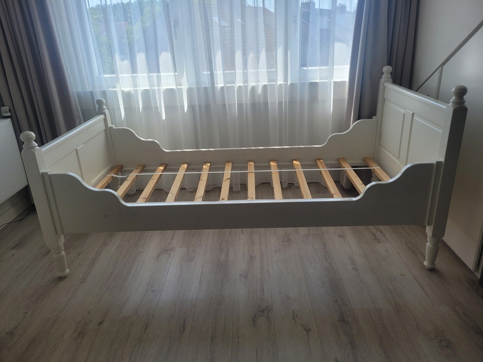 Wit houten ledikant met lattenbodem (1 pers.), Huis en Inrichting, Slaapkamer | Bedden, Ophalen, Gebruikt, 90 cm, Eenpersoons