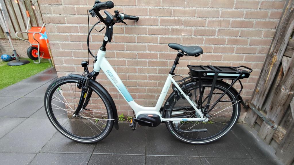 Free bike electrische fiets. Onderhoudsbeurt gehad!, Fietsen en Brommers, Elektrische fietsen, Overige merken, Ophalen of Verzenden