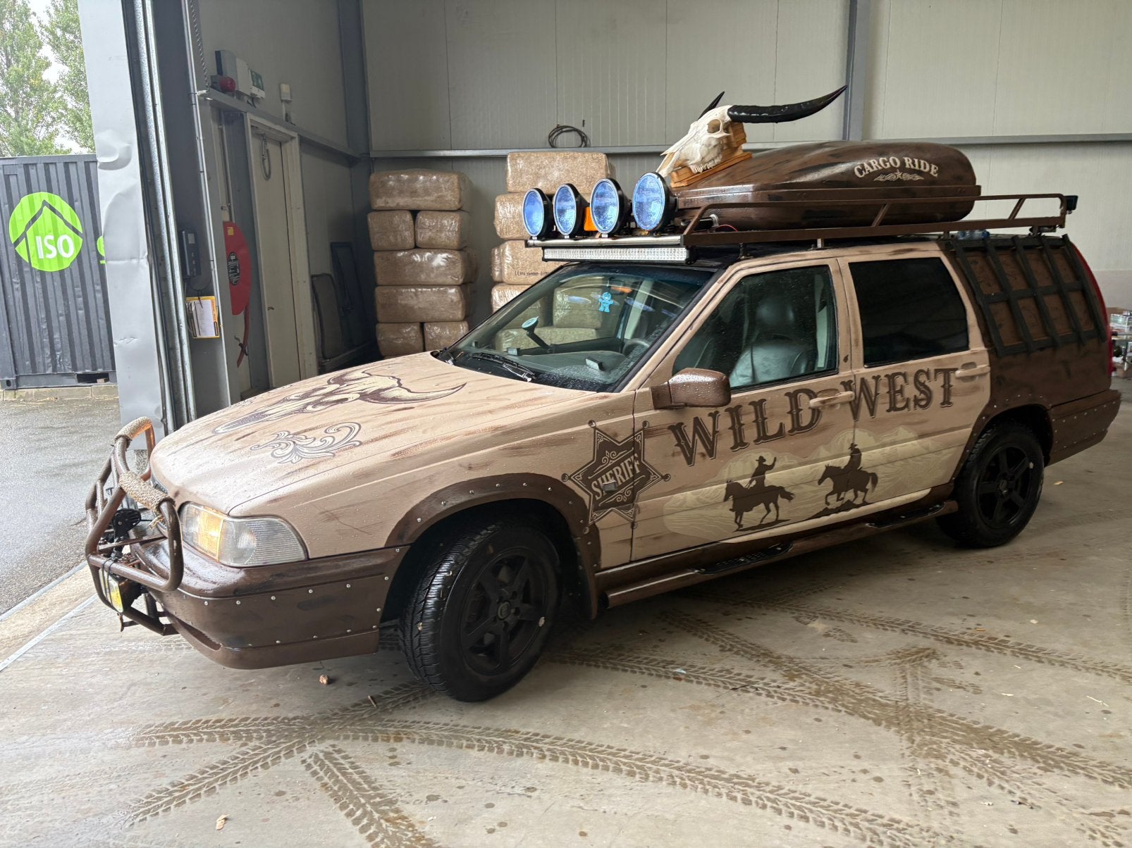 Volvo V70 Barrel / CarbageRun, Blauw, V70, Stationwagon, Geïmporteerd
