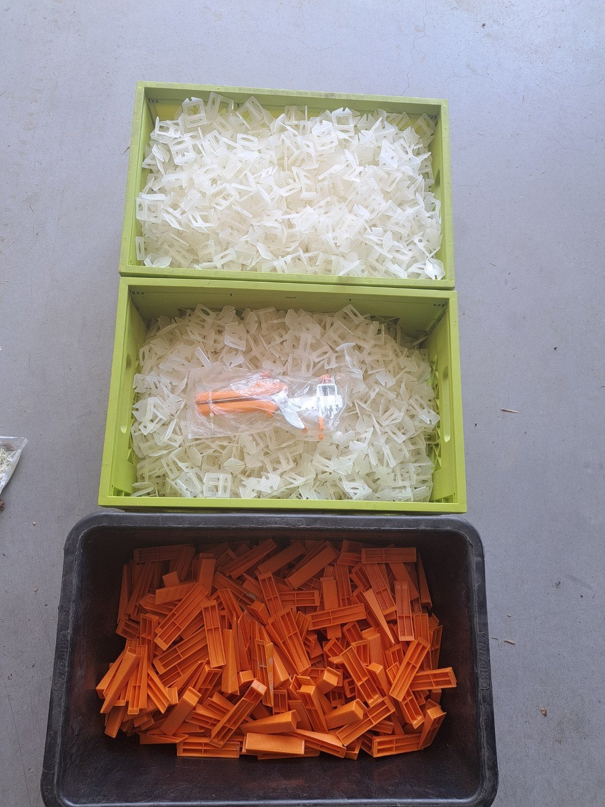Tegel levelling clips/wiggen - Oranje, Doe-het-zelf en Verbouw, Overige materialen, Gebruikt, Overige typen, Minder dan 20 cm