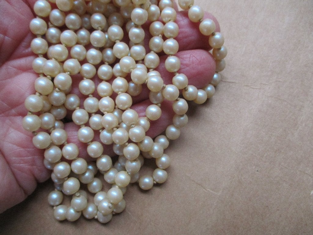 Geknoopte kunst Parel ketting van 120 cm. parels 6 mm. ø, Verzenden, Zo goed als nieuw, Overige kleuren, Overige materialen