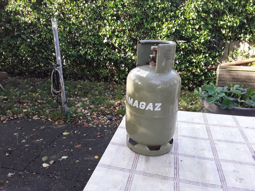 Gasflessen, Ophalen, Zo goed als nieuw