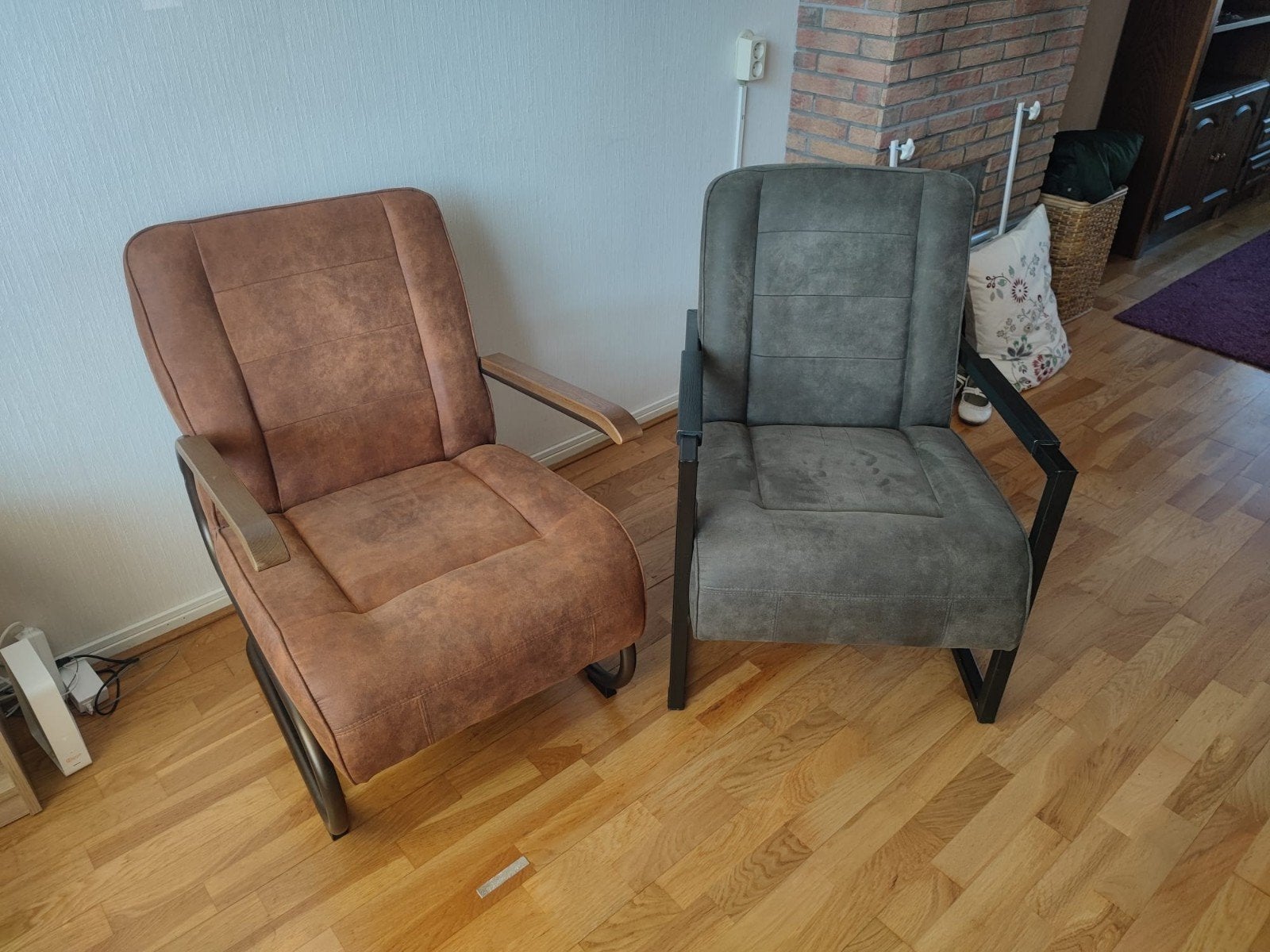 2 luxe fauteuils stoelen Leenbakker, Ophalen, Zo goed als nieuw, 75 tot 100 cm