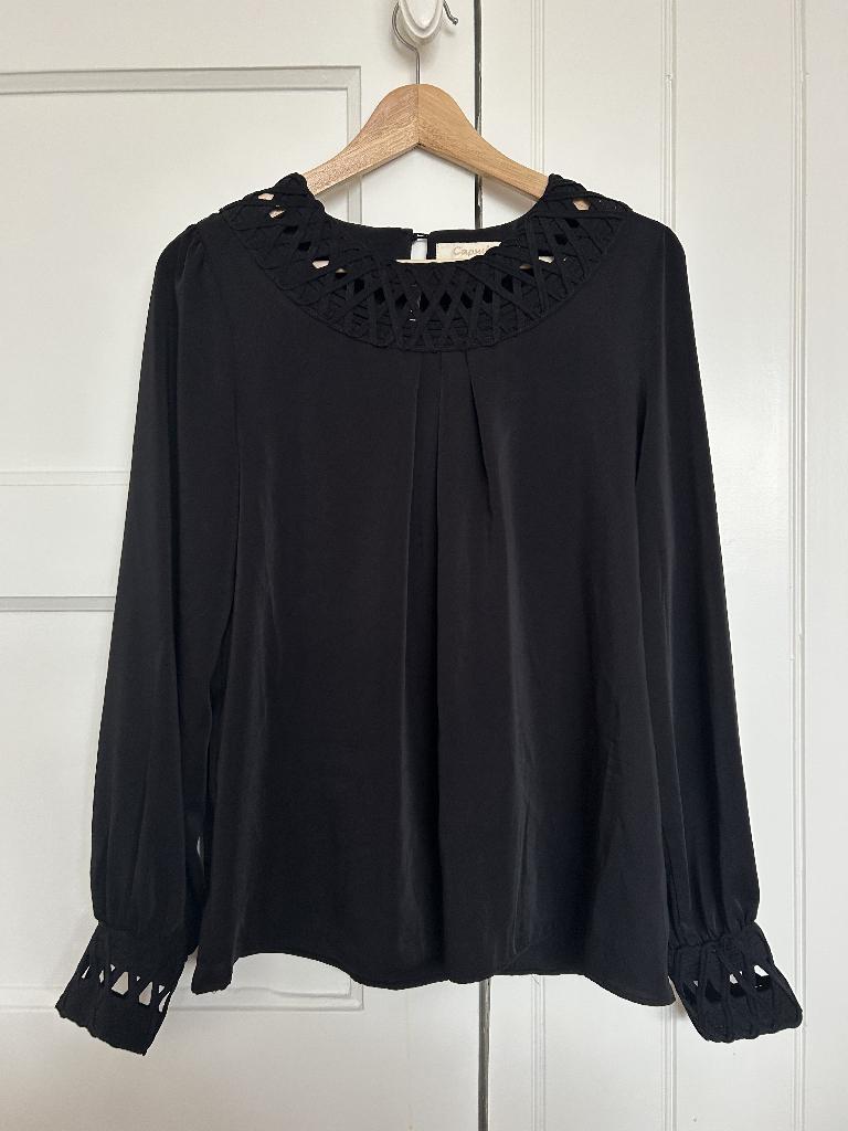 Zwarte blouse Capsule - mt M, Ophalen of Verzenden, Zo goed als nieuw, Maat 38/40 (M), Zwart
