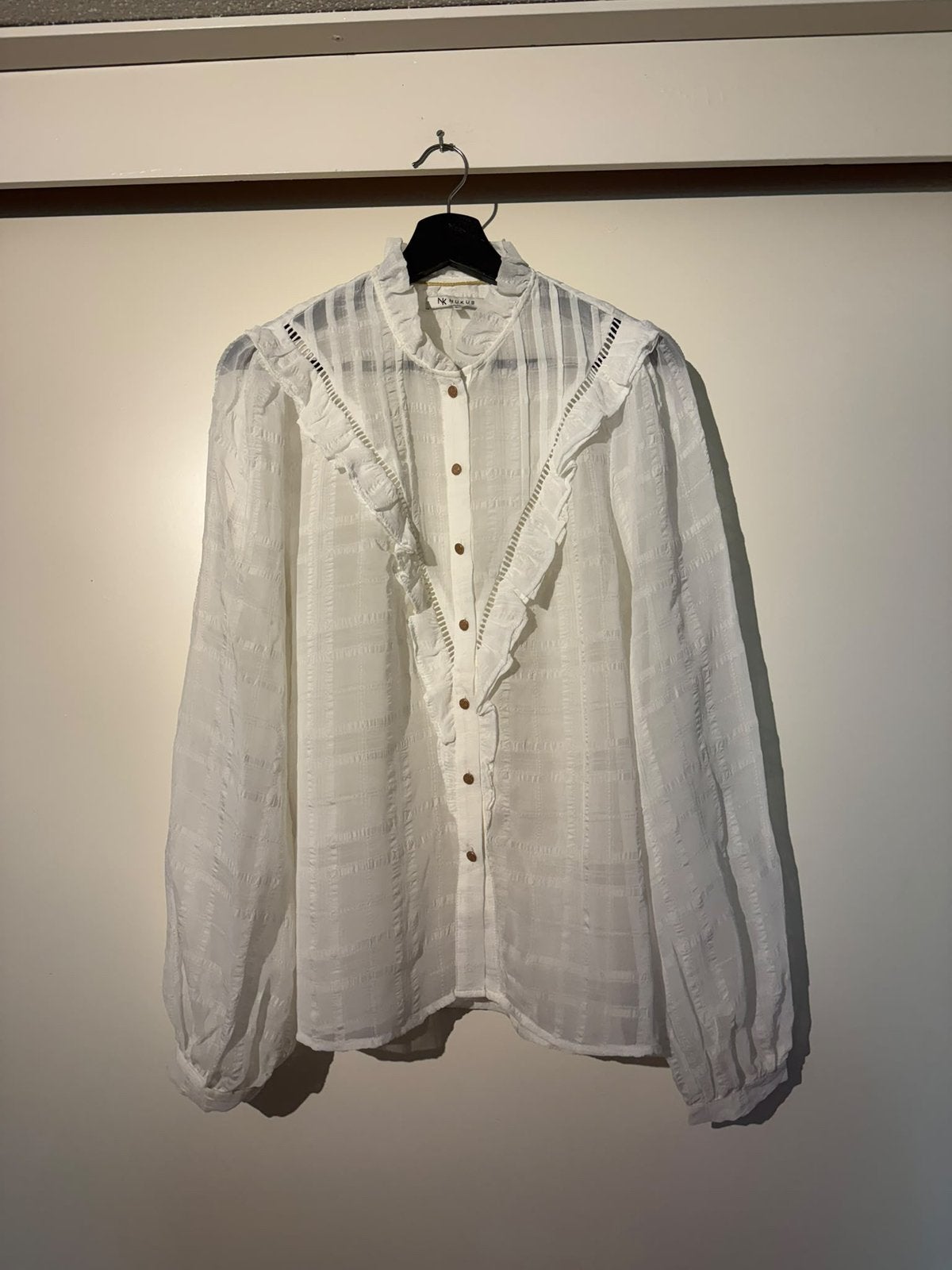 Witte blouse van nukus maat L, Ophalen of Verzenden, Zo goed als nieuw, Maat 42/44 (L), Wit
