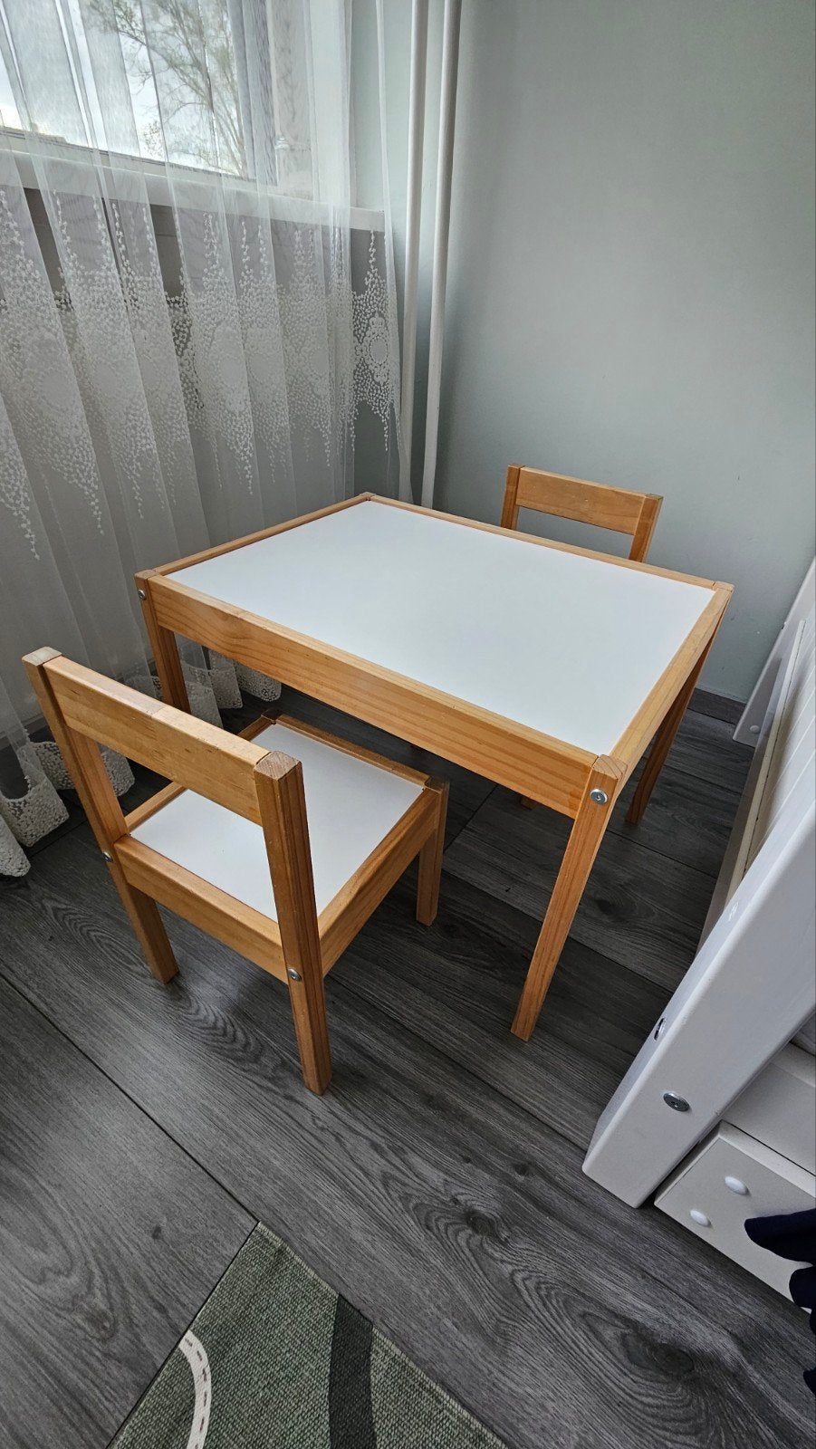 IKEA kinder tafel met 2 stoeltjes, Ophalen