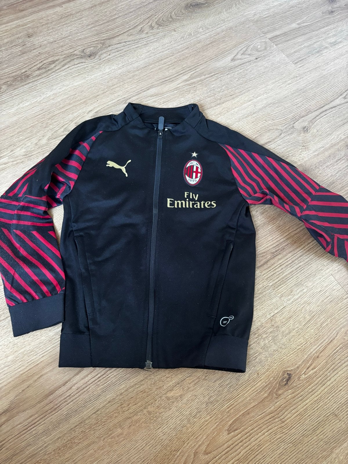 Puma AC Milan Trainingsjack Zwart/Rood Kinderen 5-6 Jaar, Ophalen of Verzenden, Gebruikt, Jongen