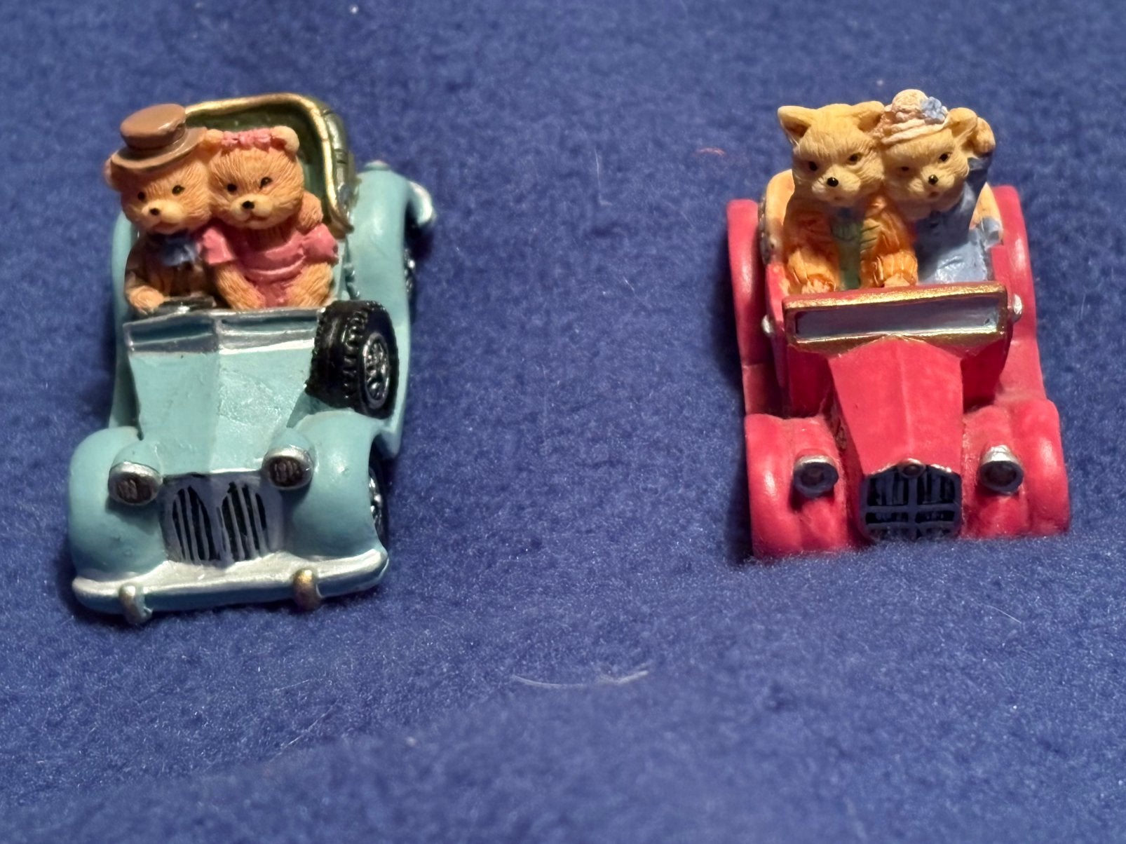 4 mini auto,s met dieren erin, Ophalen of Verzenden, Zo goed als nieuw