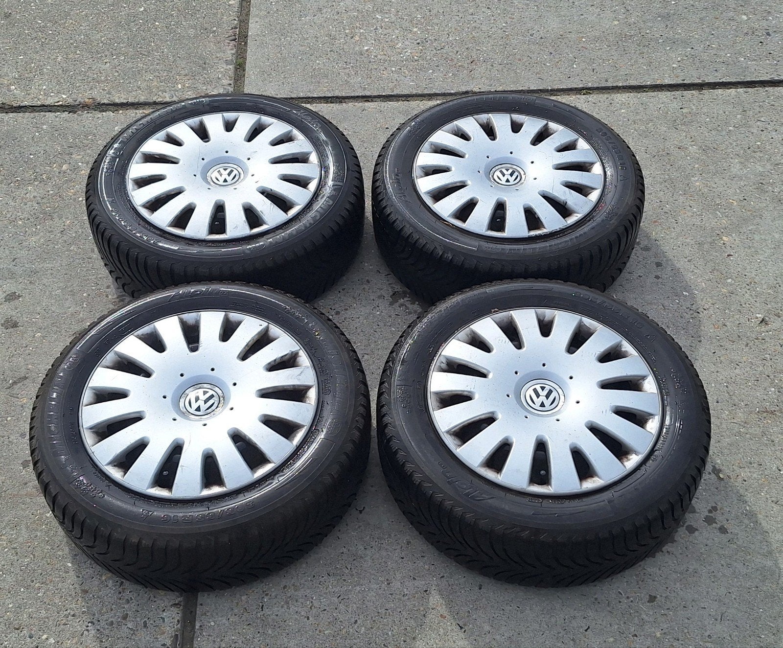Originele Volkswagen 16 inch winterset | Michelin Alpin, Auto-onderdelen, Ophalen, Gebruikt, Volkswagen