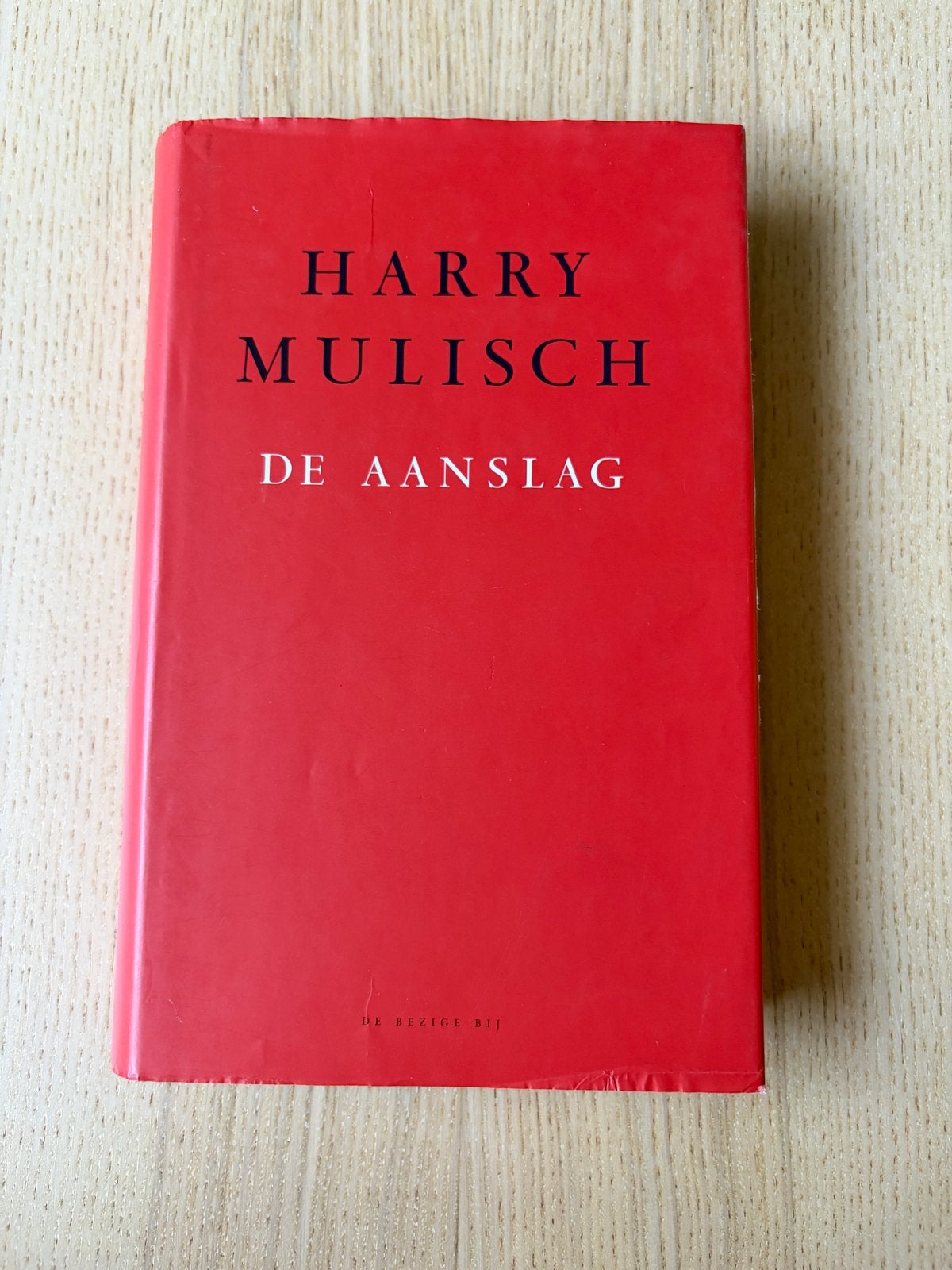 De Aanslag - Harry Mulisch (De Bezige Bij), Boeken, Literatuur, Ophalen of Verzenden, Gelezen, Nederland