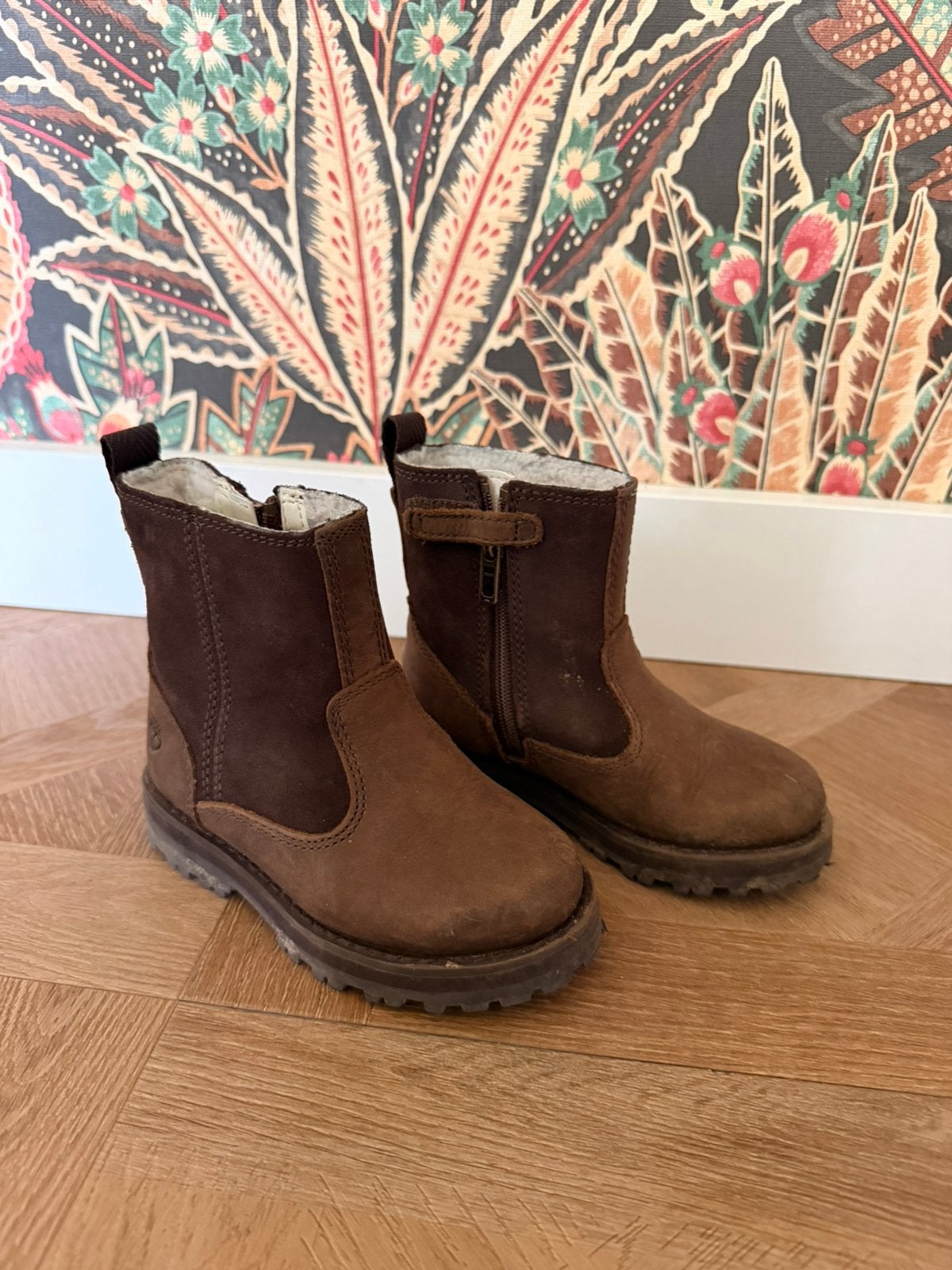 Timberland en new balance schoenen maat 25, Ophalen of Verzenden, Zo goed als nieuw, Jongen, Schoenen