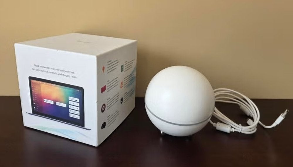 Athom Homey Early 2018 Smart Home Hub domotica z-wave zigbee, Ophalen of Verzenden, Zo goed als nieuw