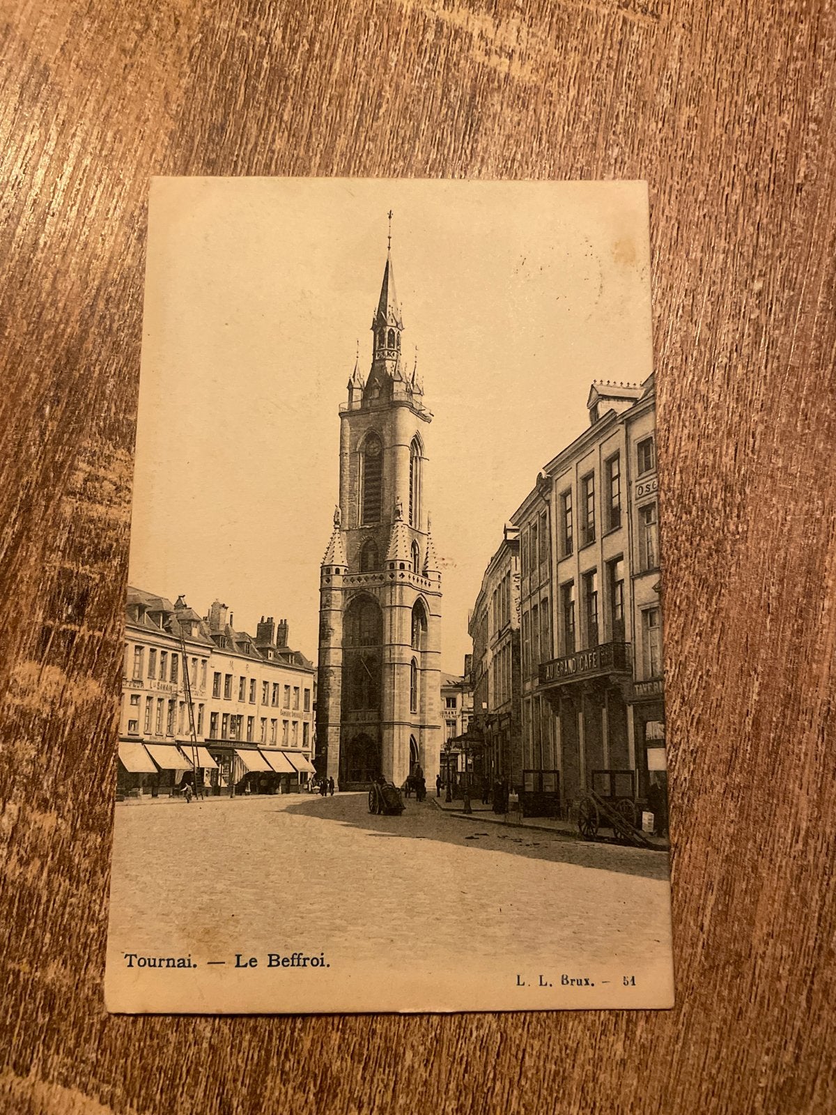 Oude Postkaart Doornik - Le Beffroi (Belfort), Ophalen of Verzenden, Voor 1920, Gelopen, Henegouwen