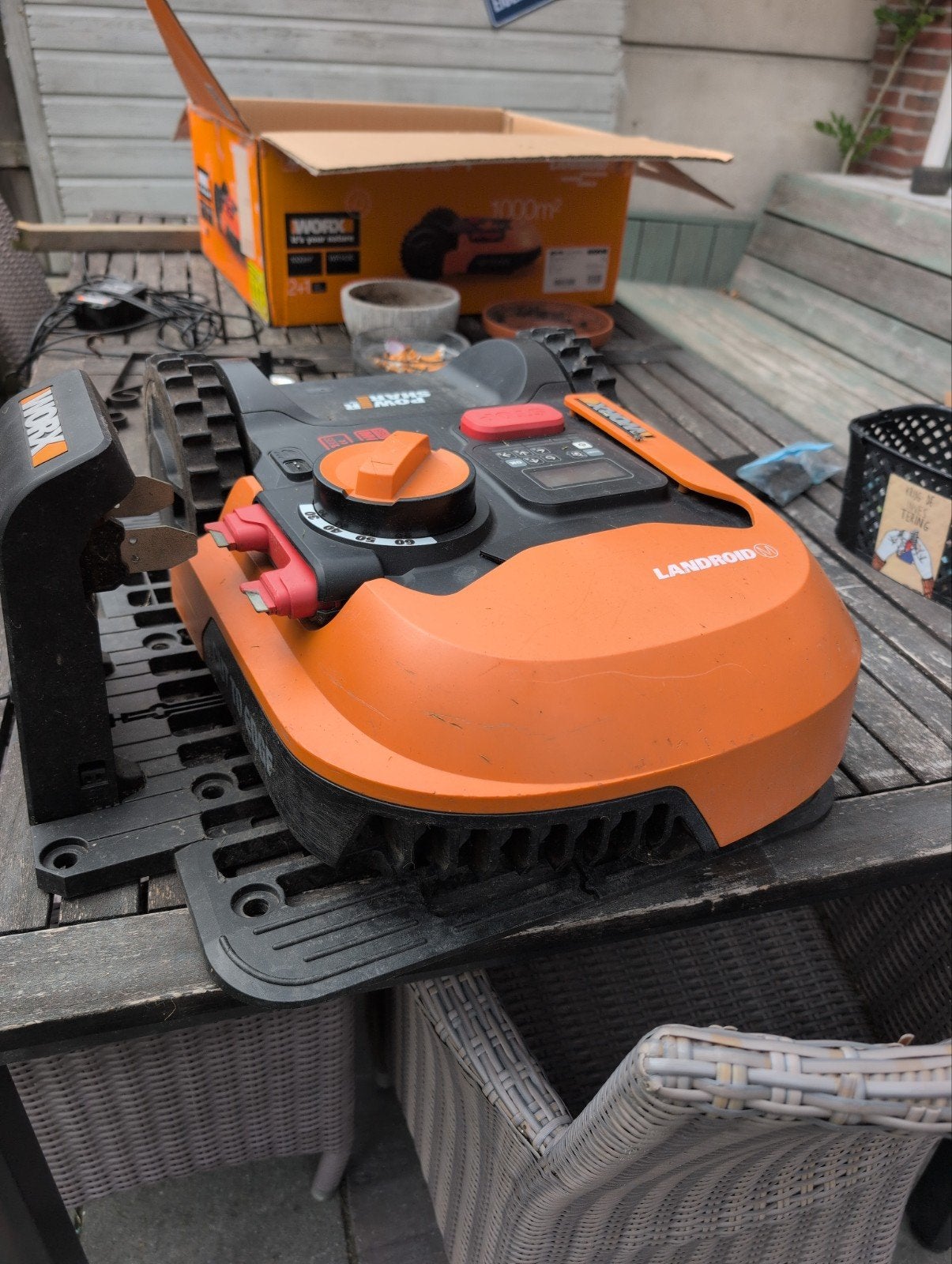 Robotmaaier voor 1000m2, Tuin en Terras, Ophalen, Gebruikt