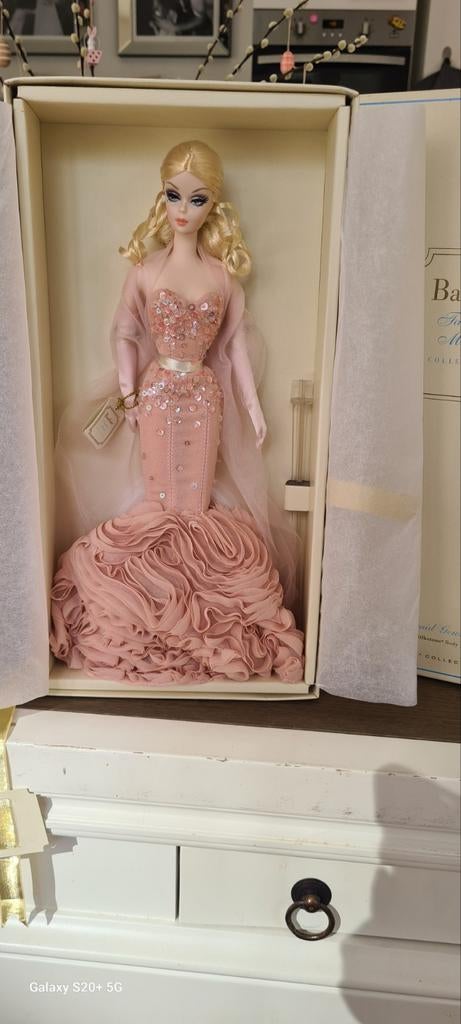 Barbie silkstone mermaid gown, nieuw in doos, Ophalen of Verzenden, Nieuw, Barbie