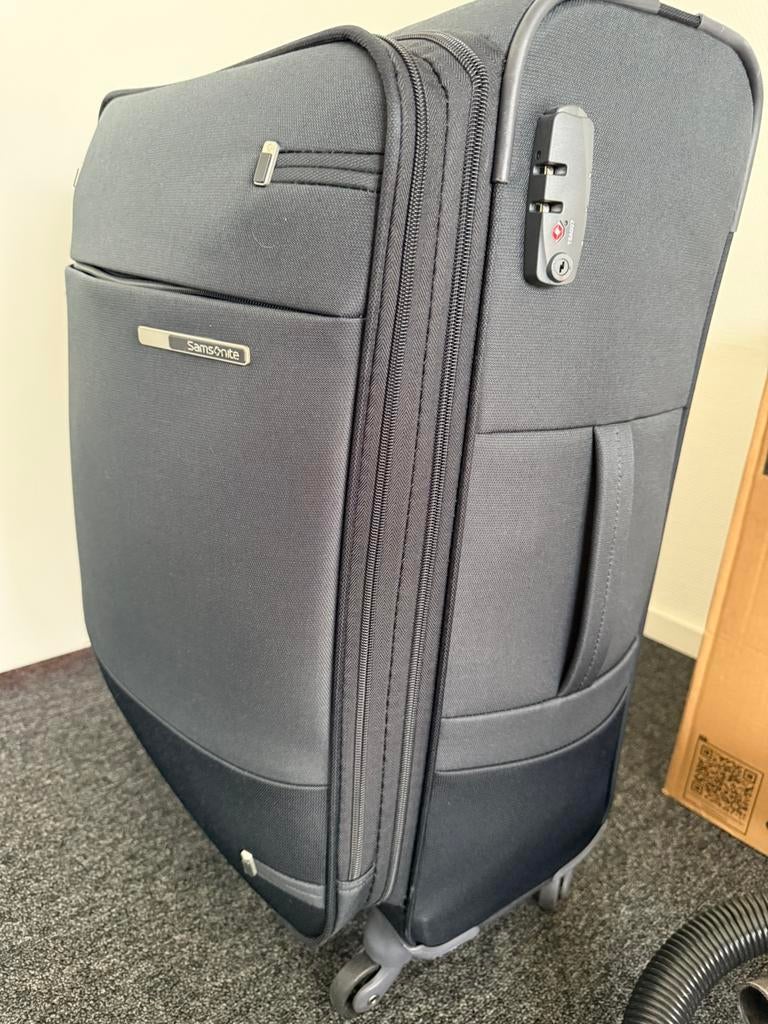 Spinner Samsonite Super Lihgt, Sieraden, Tassen en Uiterlijk, Koffers, Ophalen of Verzenden, Zo goed als nieuw, Hard kunststof