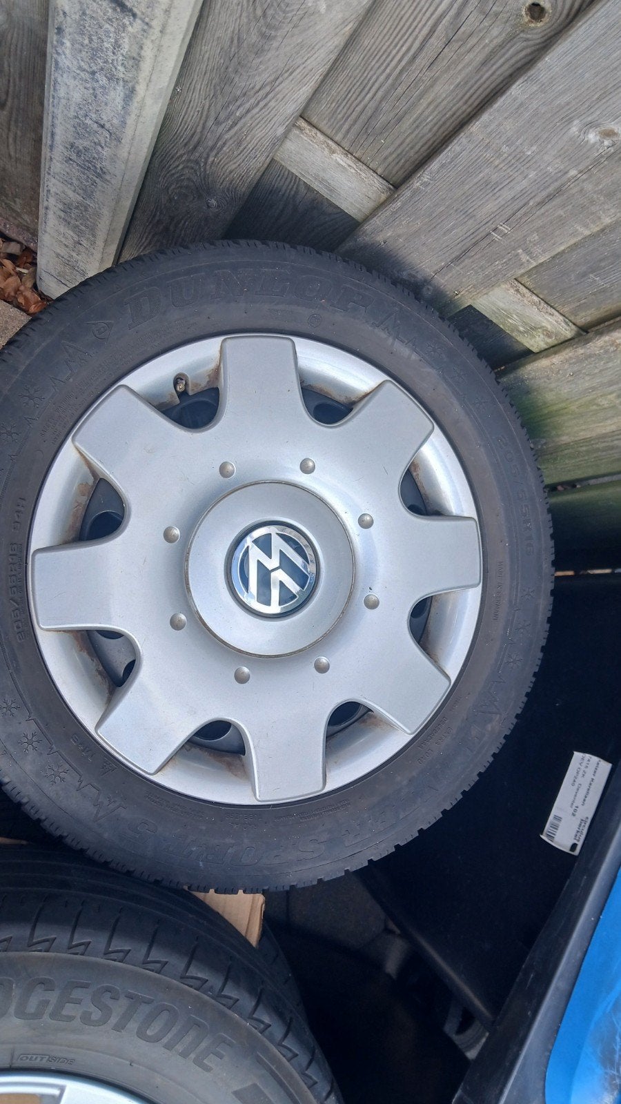 Zo goed als nieuwe Dunlop winterbanden 205/55 R16, Ophalen