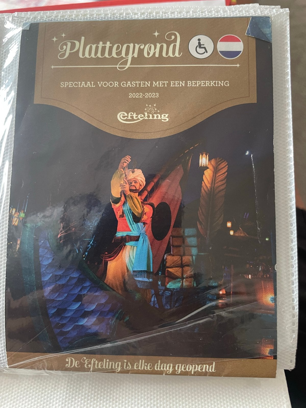 Efteling Plattegrond 2022-2023 - Speciale Editie, Ophalen of Verzenden, Zo goed als nieuw, Gebruiksvoorwerp