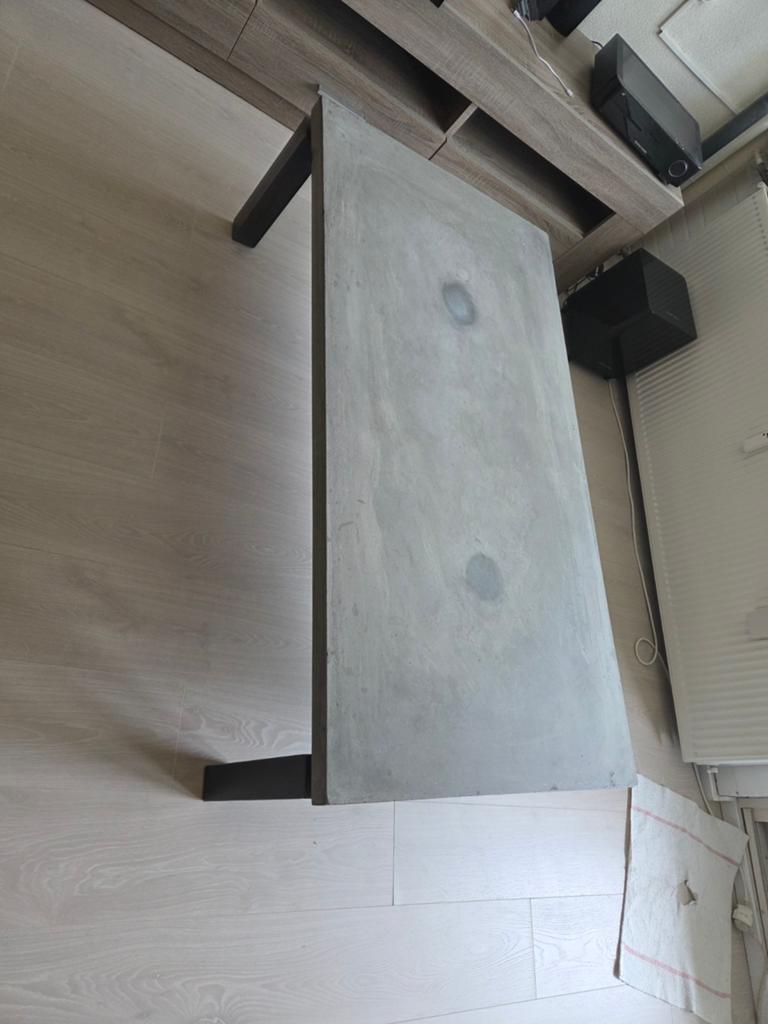 beton look  salon tafel, Huis en Inrichting, Tafels | Salontafels, Ophalen of Verzenden, Rechthoekig, 100 tot 150 cm, 50 tot 100 cm