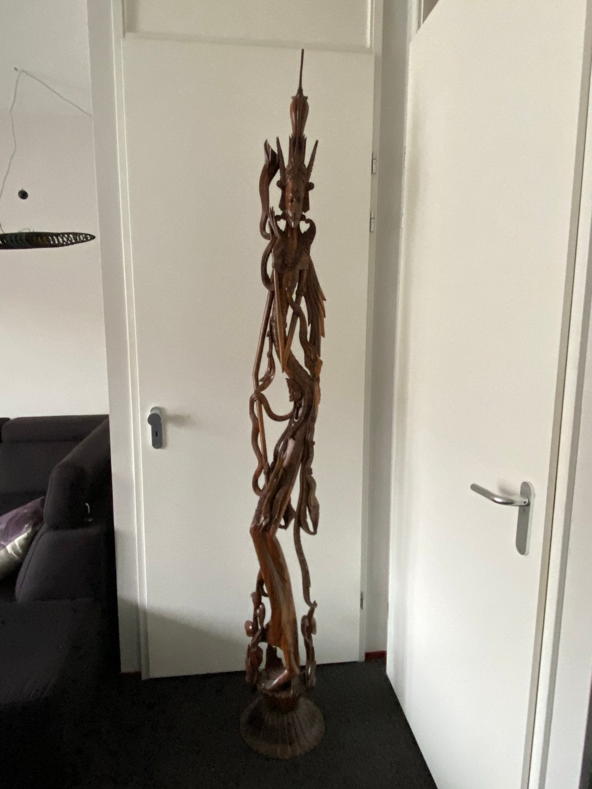 Groot houten Balinees beeld - Vrouw met sierlijke details, Antiek en Kunst, Ophalen, Handgemaakt, 1 meter - 2 meter, Beeld