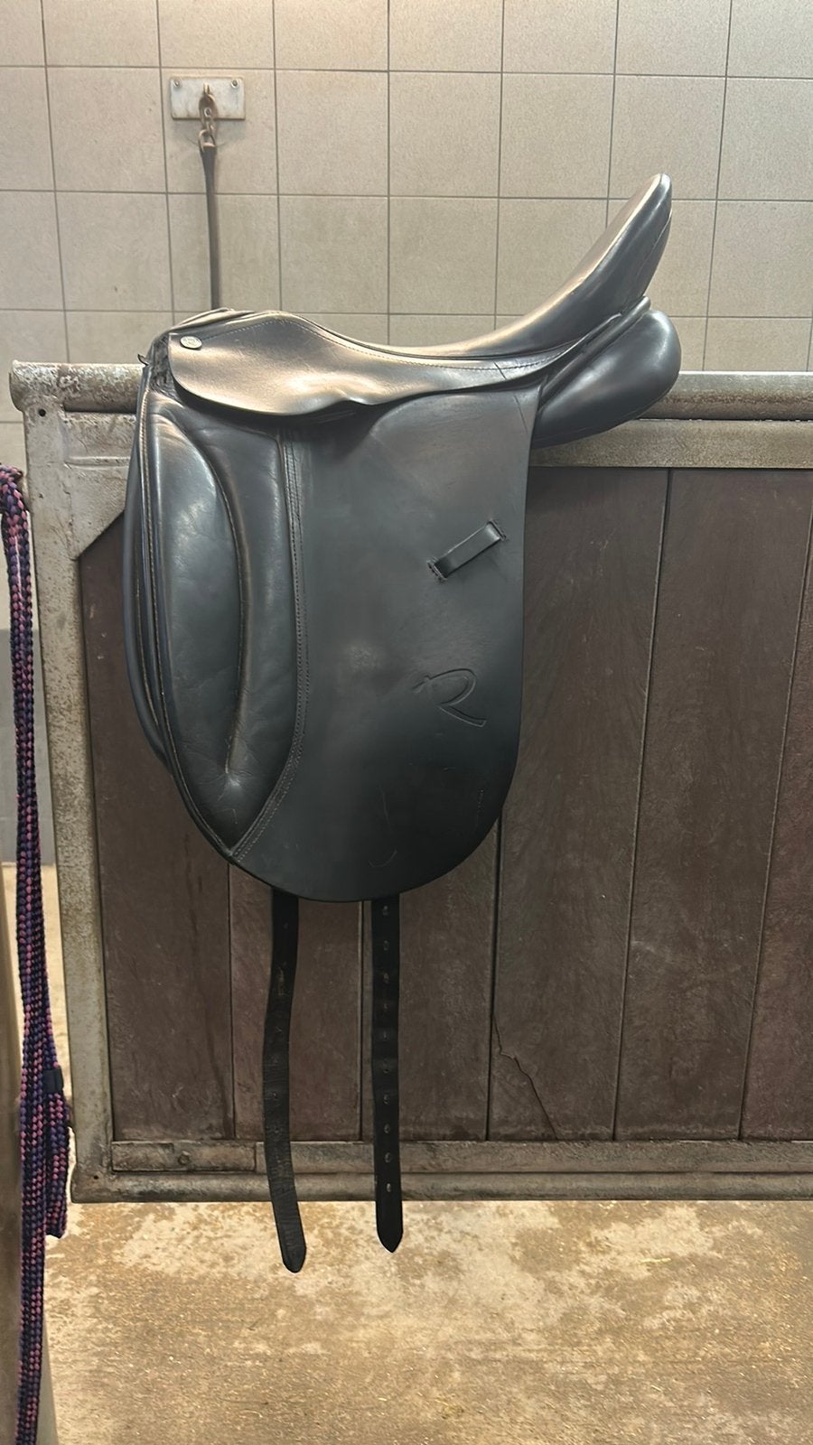 Dressuurzadel Rossner - 17 inch- Medium /Wide., Dieren en Toebehoren, Ophalen, Gebruikt, Rossner, Zwart