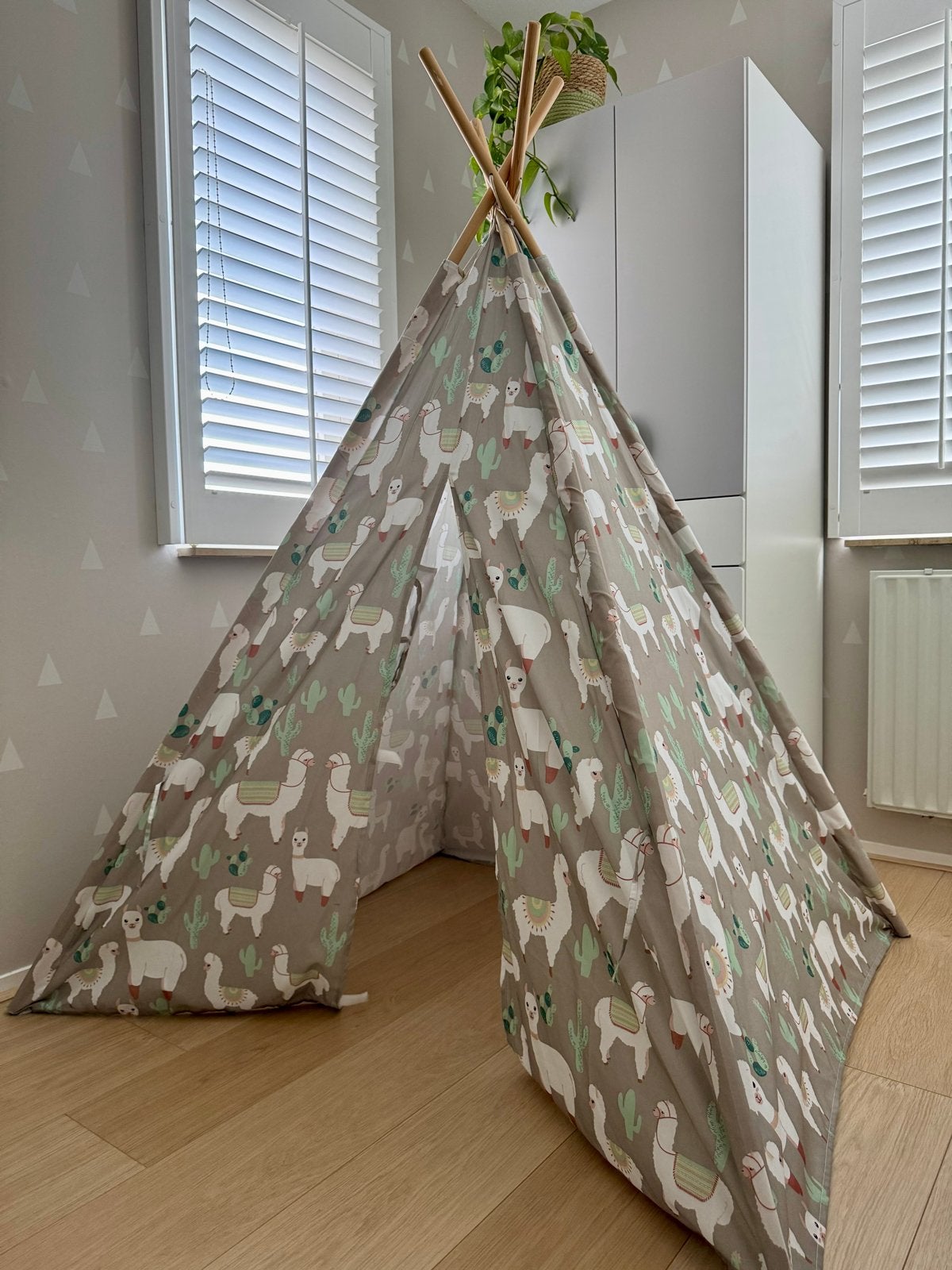 Leuke kinder tipi tent met lama print, Ophalen, Gebruikt