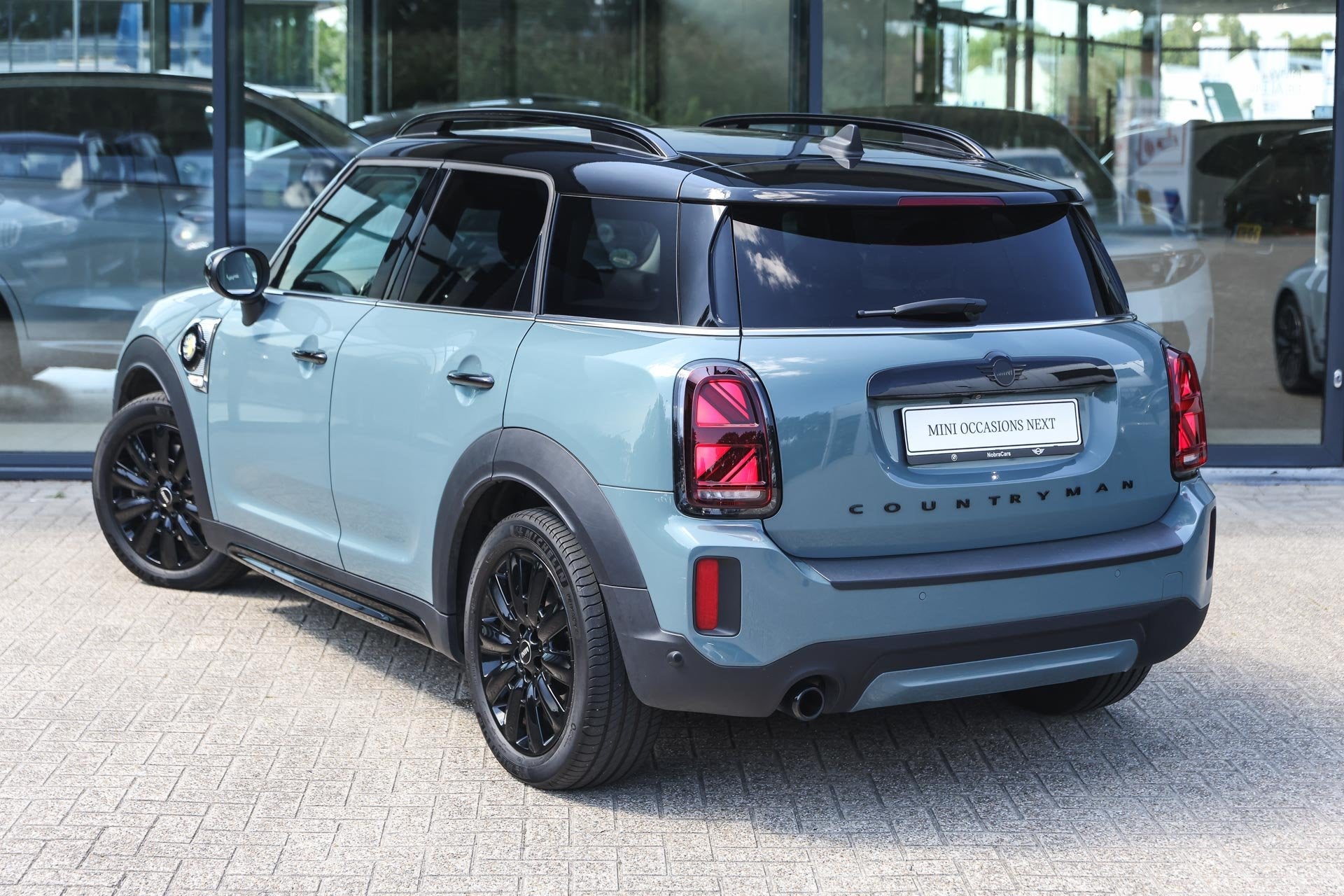 MINI Countryman Cooper S E ALL4 Classic Automaat / Comfortst, Gebruikt, Zwart, Countryman, Met garantie (alle)