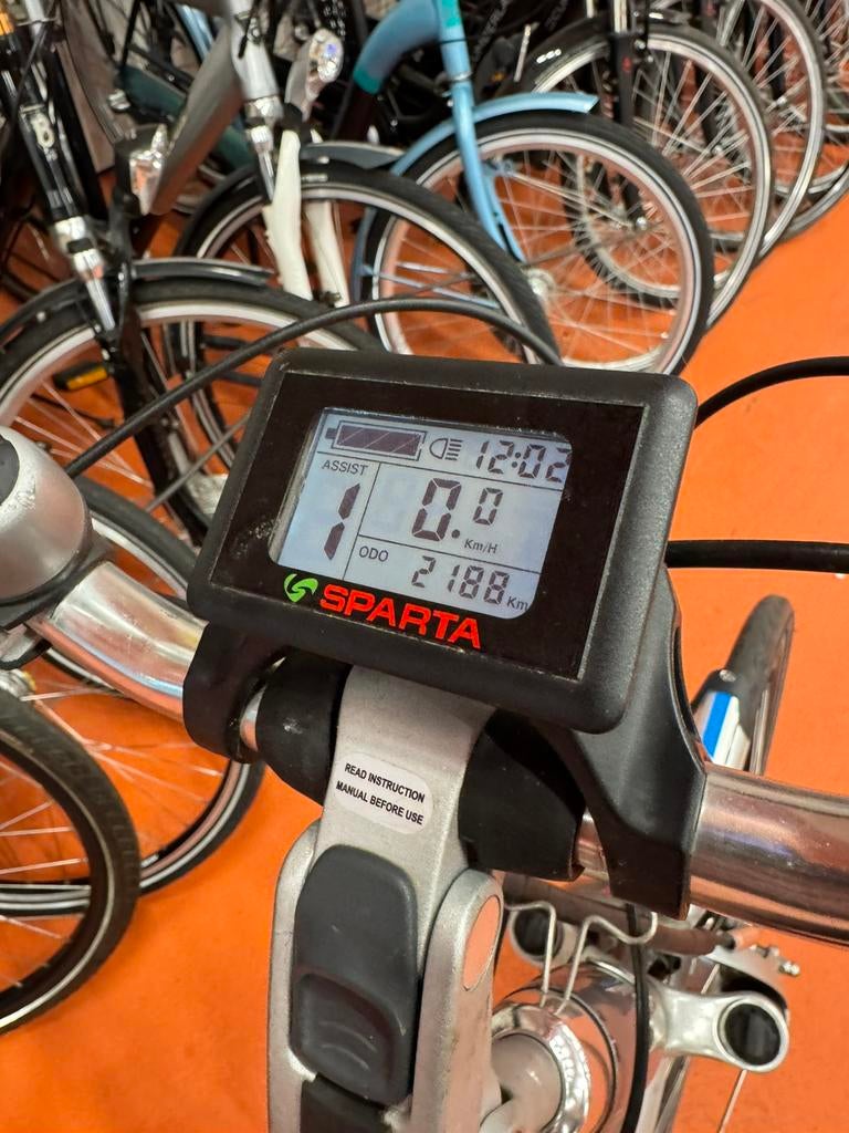Spart C4 elektrische damesfiets 2188 kmstand en nieuwe accu, Fietsen en Brommers, Ophalen of Verzenden