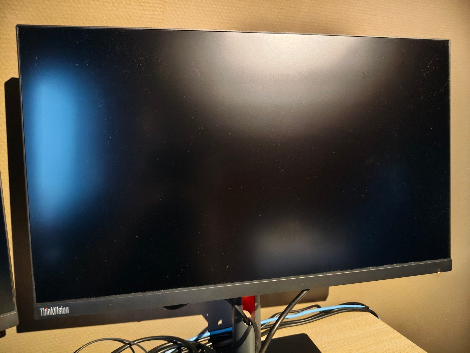2x Lenovo ThinkVision P24q-30 QHD  - Zo goed als nieuw, Computers en Software, Monitoren, Ophalen, IPS, Zo goed als nieuw, Quad HD (2K)