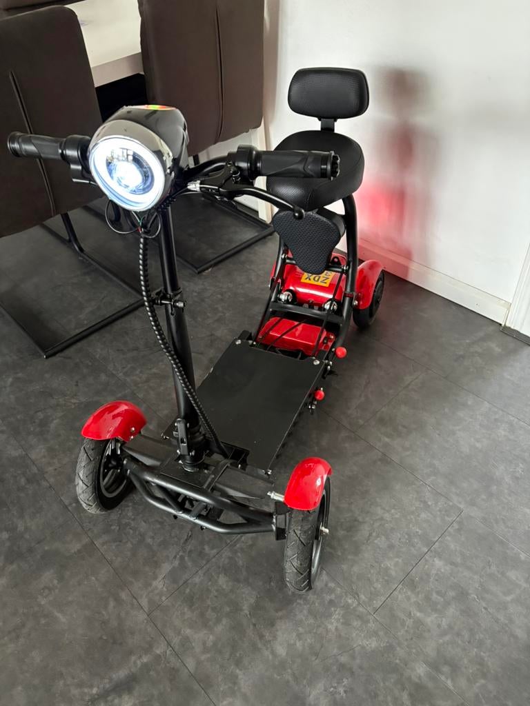 Scootmobiel Comfygo ms3000 opvouwbaar, Diversen, Rolstoelen, Zo goed als nieuw, Elektrische rolstoel, Ophalen