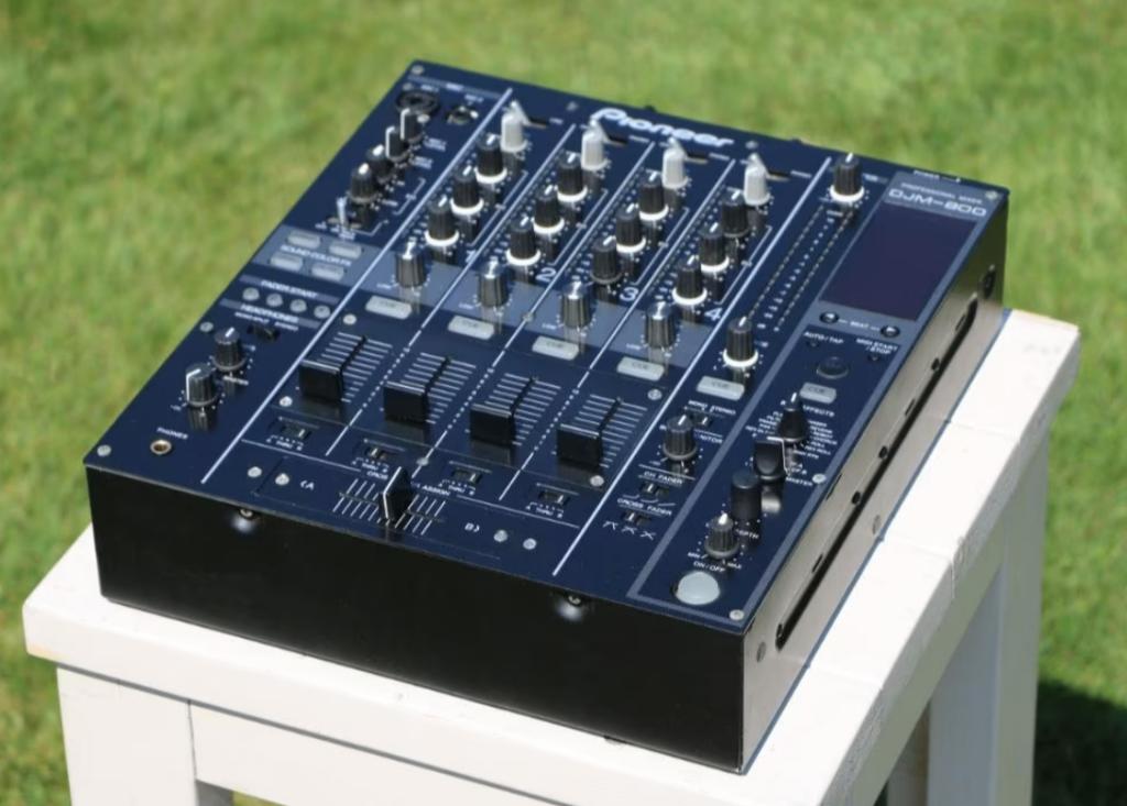 Pioneer DJM800 Mixer Mengpaneel mengtafel 900 nxs xone 96 98, Ophalen of Verzenden, Zo goed als nieuw, Minder dan 5 kanalen, Microfooningang