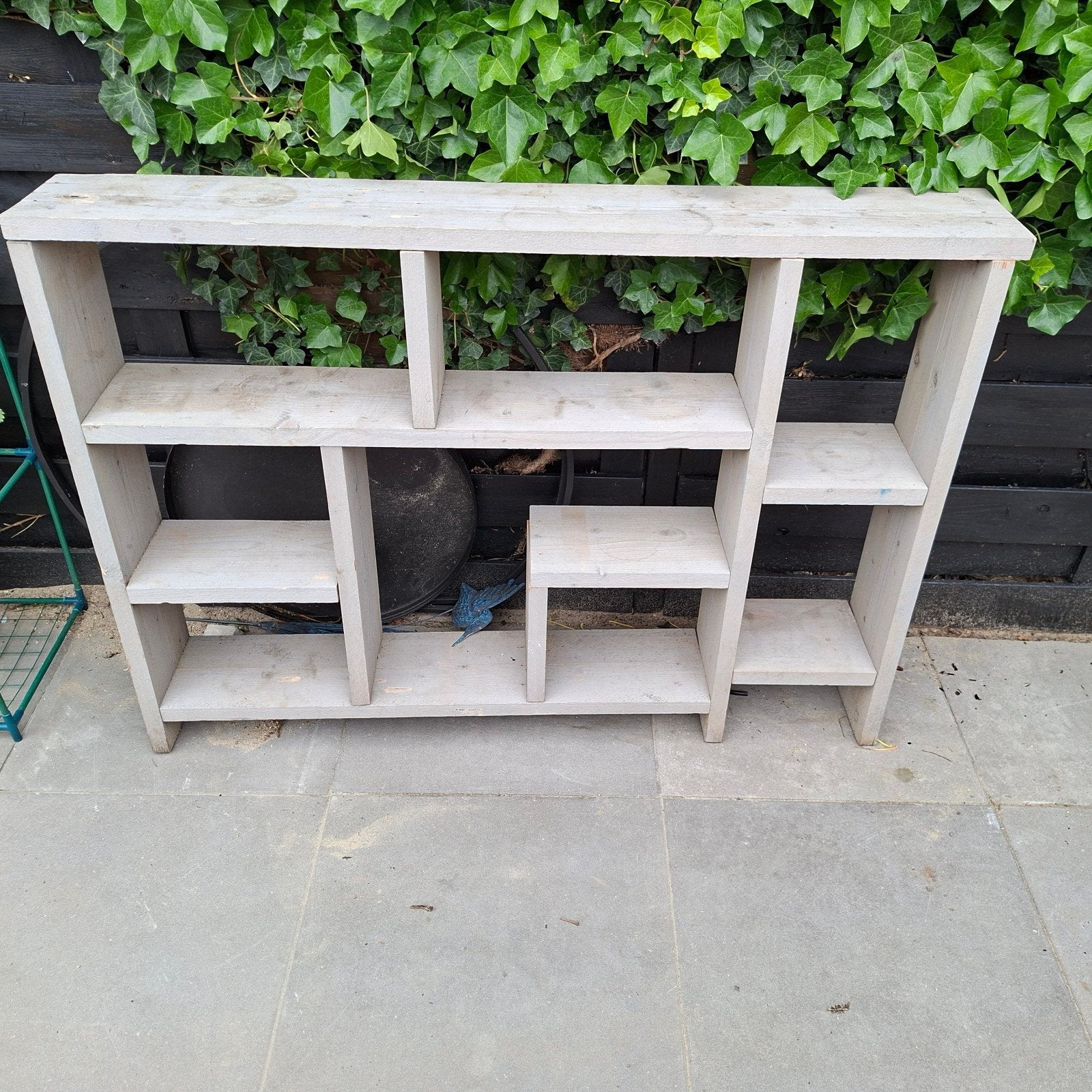 Houten wandkast, Ophalen, Met plank(en), Gebruikt, 100 tot 150 cm