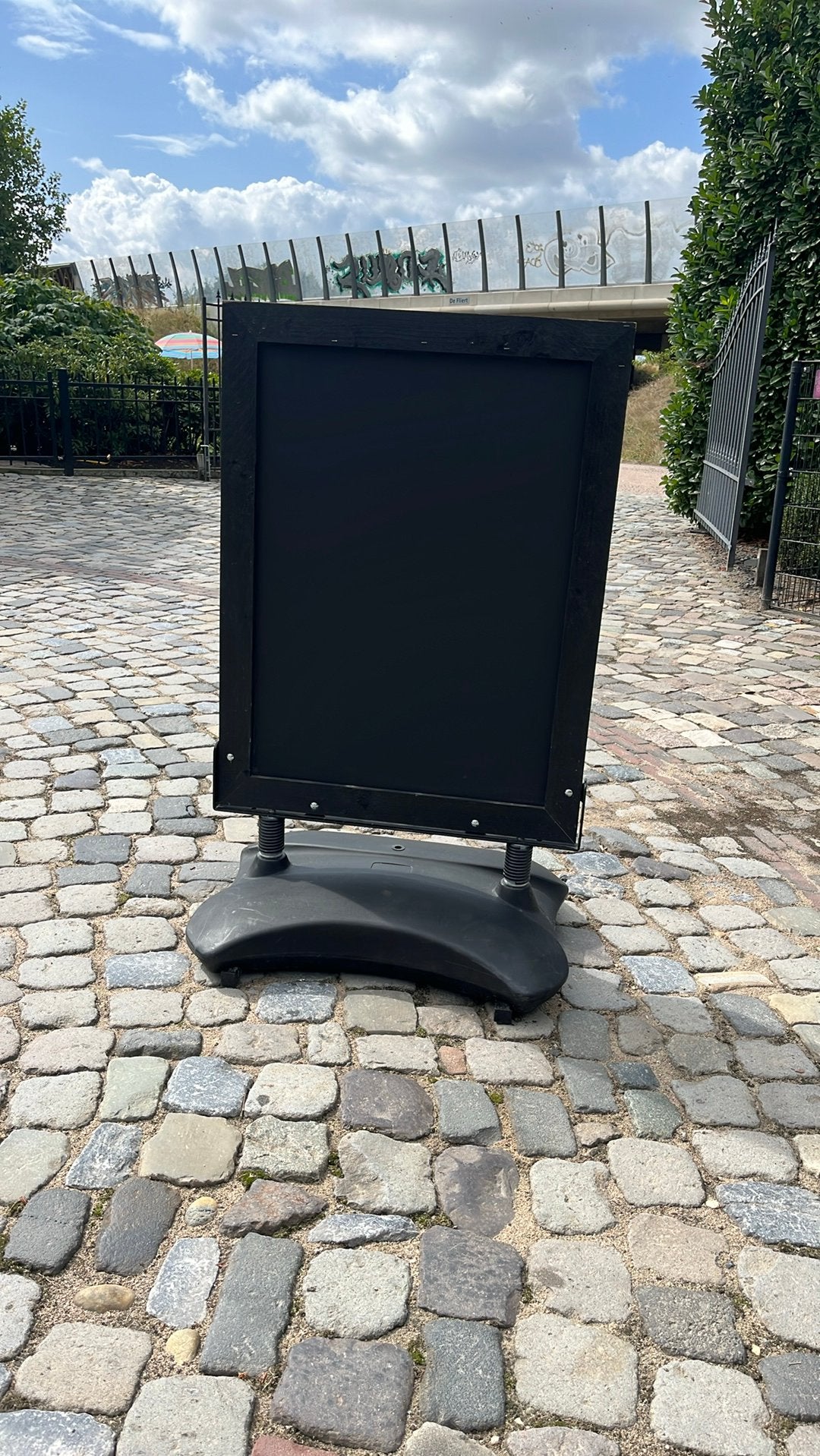 Professioneel krijtbord, Ophalen, Zo goed als nieuw, Krijtbord
