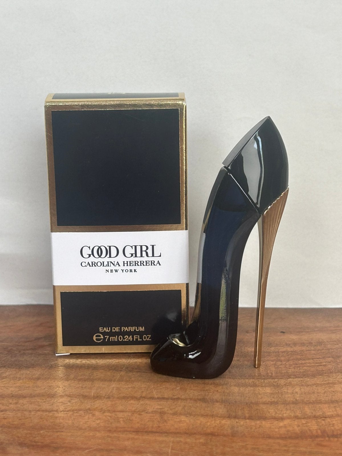 Carolina Herrera - good girl miniatuur 7ml edp, Ophalen of Verzenden, Nieuw