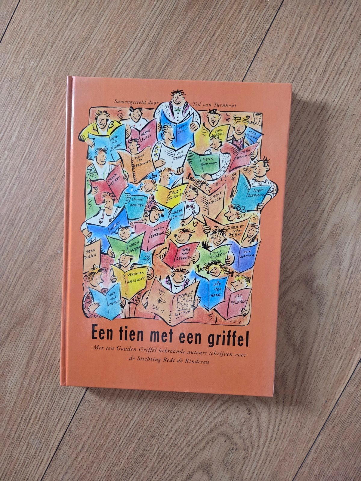 Boek Tien met een griffel, Ophalen of Verzenden, Gelezen, Fictie algemeen