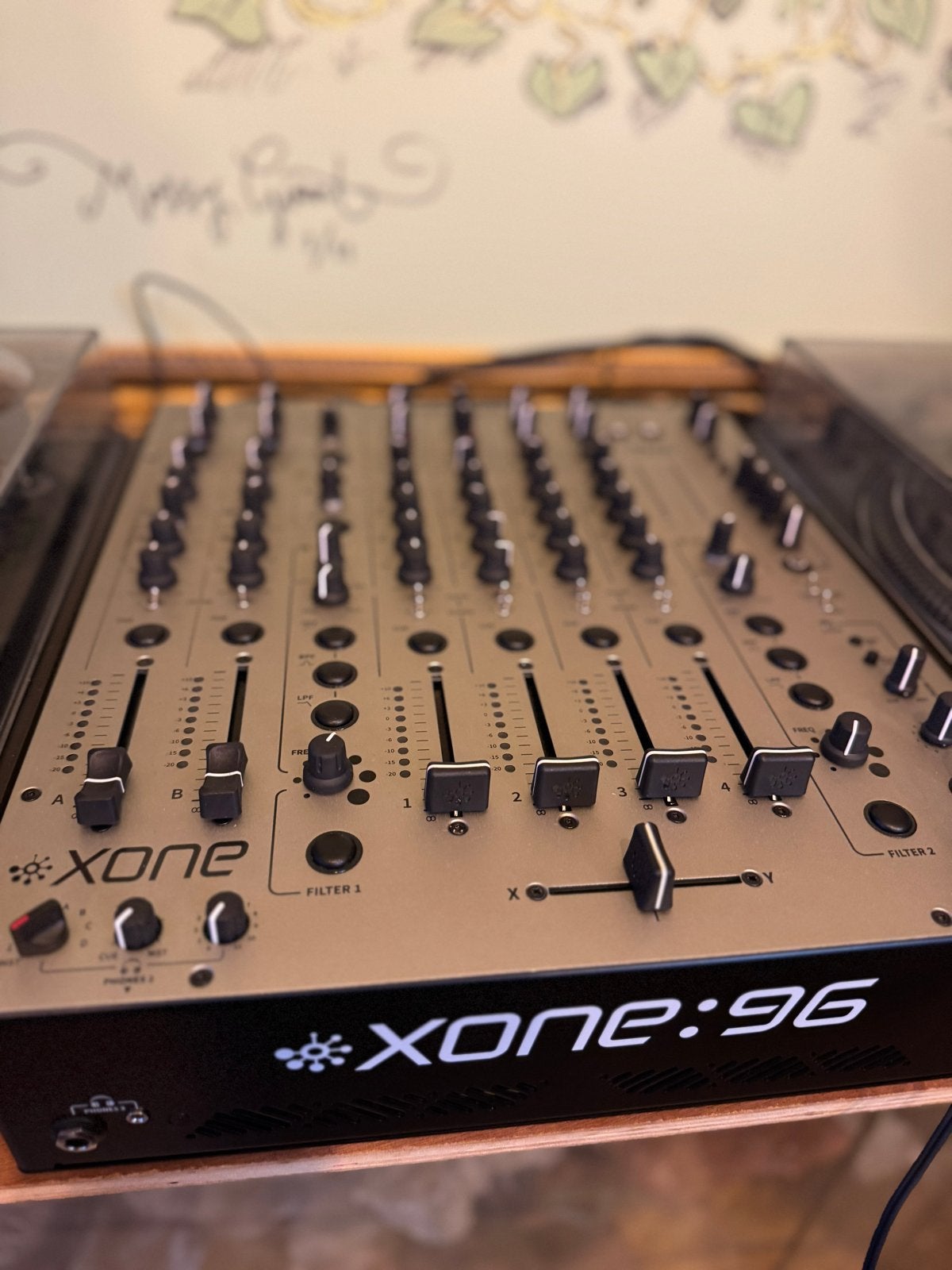 Allen & Heath Xone:96 DJ-mixer - Zo goed als nieuw, Ophalen of Verzenden, Zo goed als nieuw, 5 tot 10 kanalen