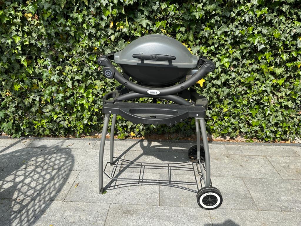 Weber bbq onderstel Qseries, Ophalen of Verzenden, Zo goed als nieuw