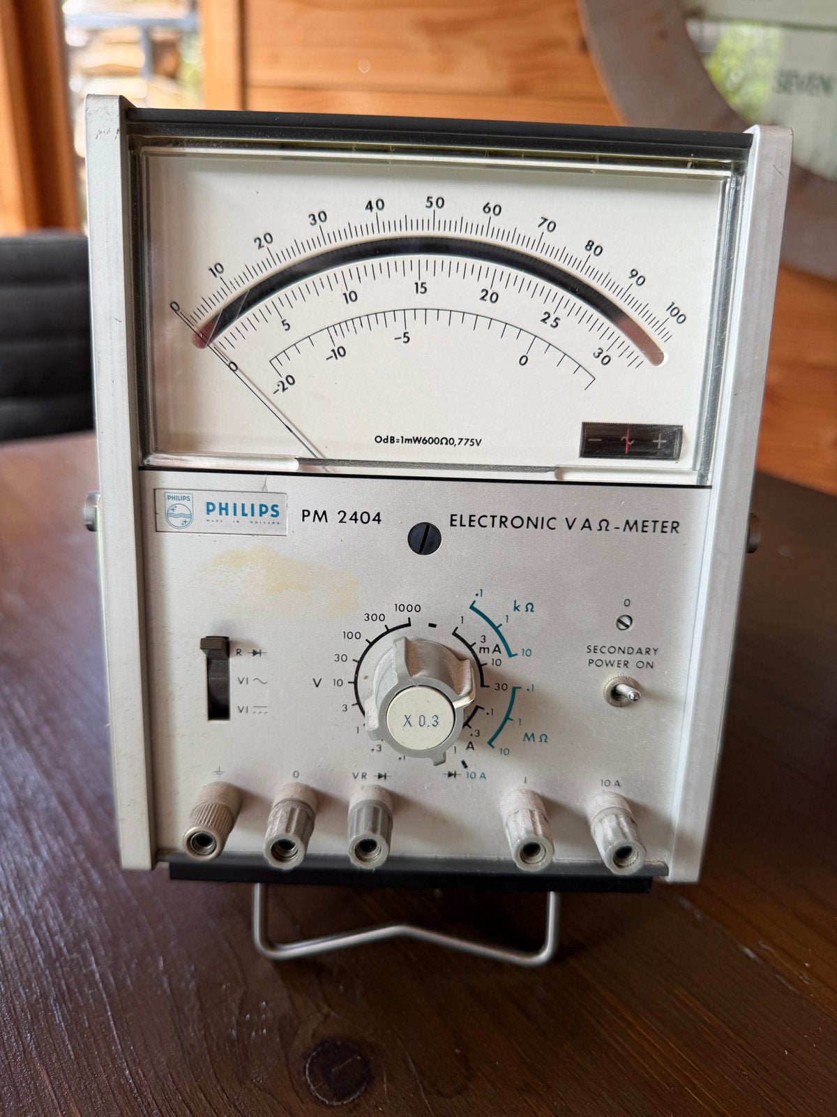 Philips PM 2404 Elektronische V-A-Ω-meter, Ophalen of Verzenden, Gebruikt, Multimeter