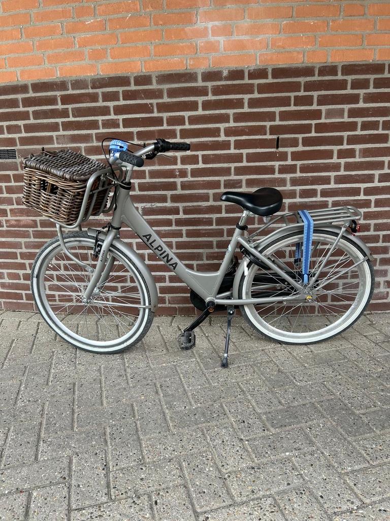 Kinderfiets Alpina 24 inch, Ophalen, Terugtraprem, Versnellingen, Gebruikt