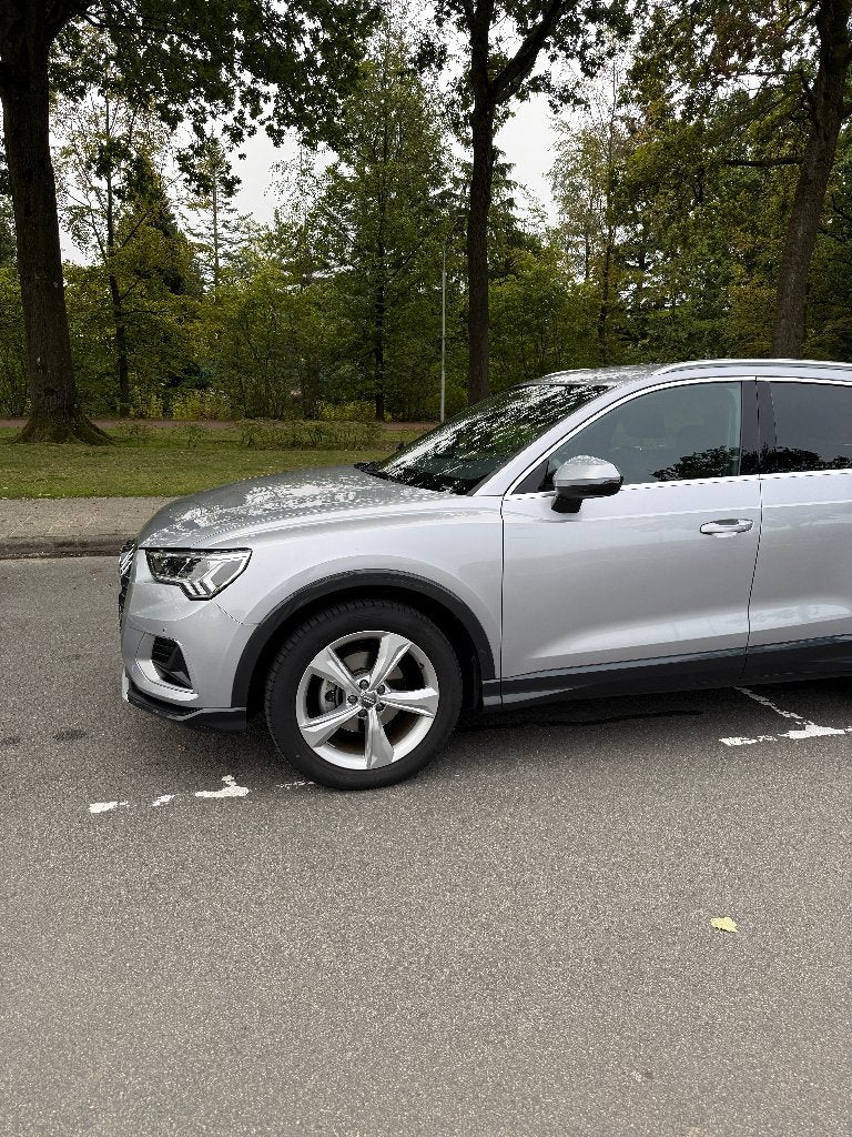 Zeer mooie Audi 19 inch velgen met Pirelli zomerbanden, Auto-onderdelen, Gebruikt, Banden en Velgen, 235 mm, Personenwagen