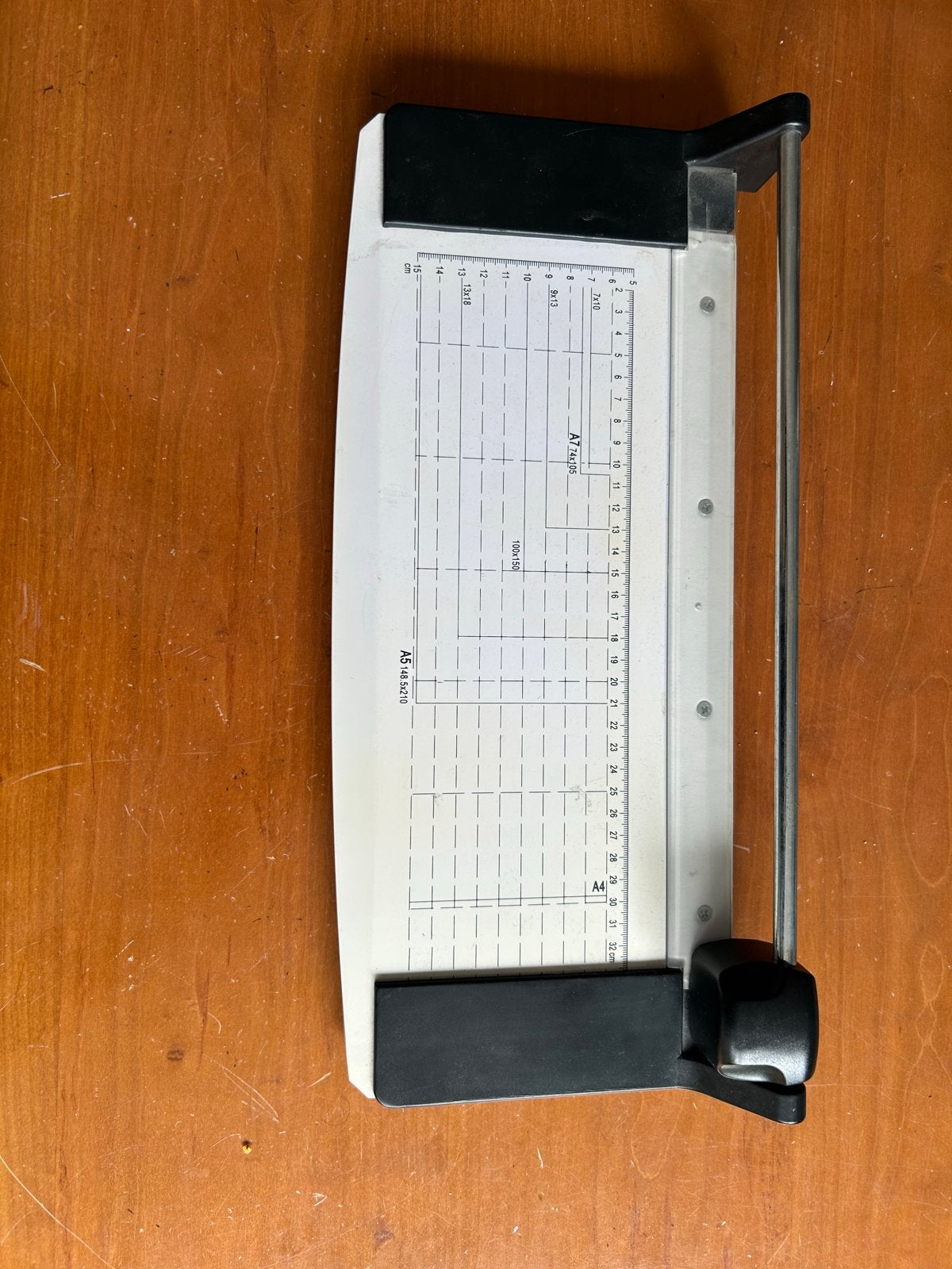 Papiersnijder / Snijmachine voor papier, Gebruikt, Geschikt voor karton, Overige thema's, Gereedschap of Toebehoren