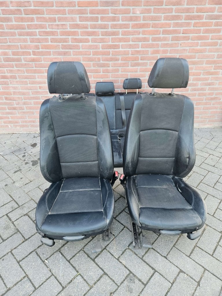 LEDEREN INTERIEUR BMW 1 SERIE/ E 87 /4 DEURS, Auto-onderdelen, Interieur en Bekleding, Niet ingevuld, Gebruikt, Niet ingevuld